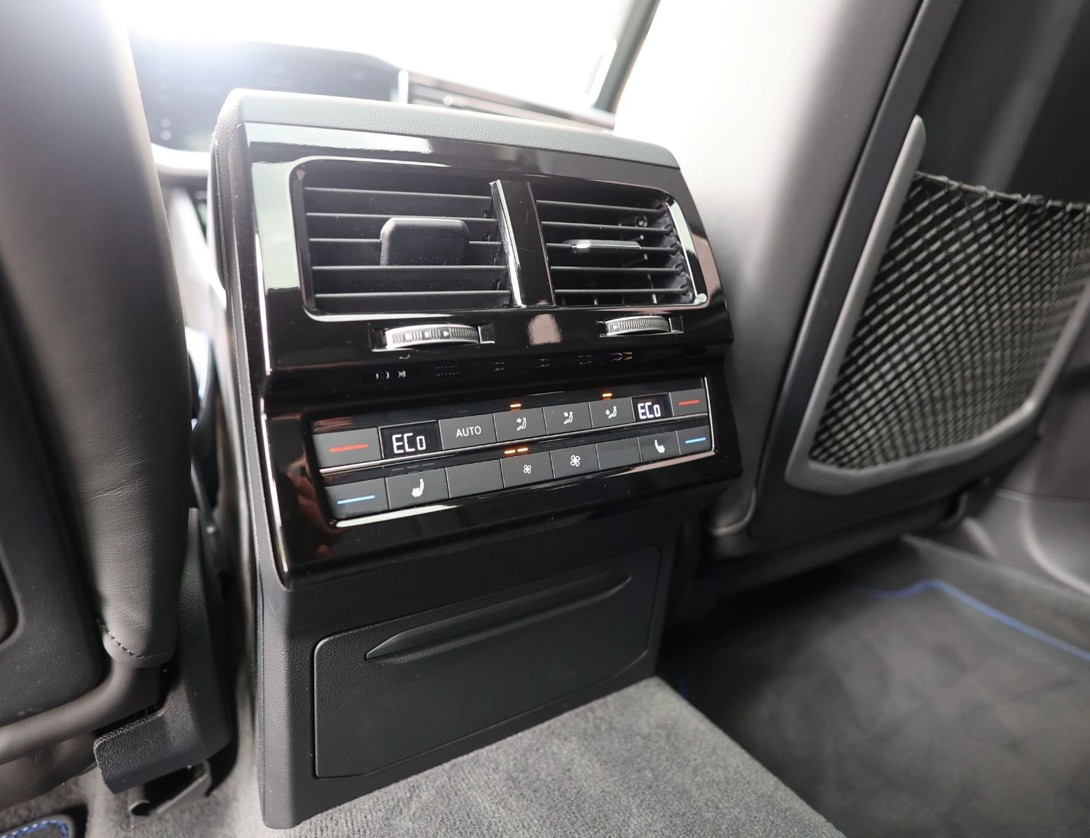 Volkswagen Touareg 3.0 TSI eHybrid 4Motion R