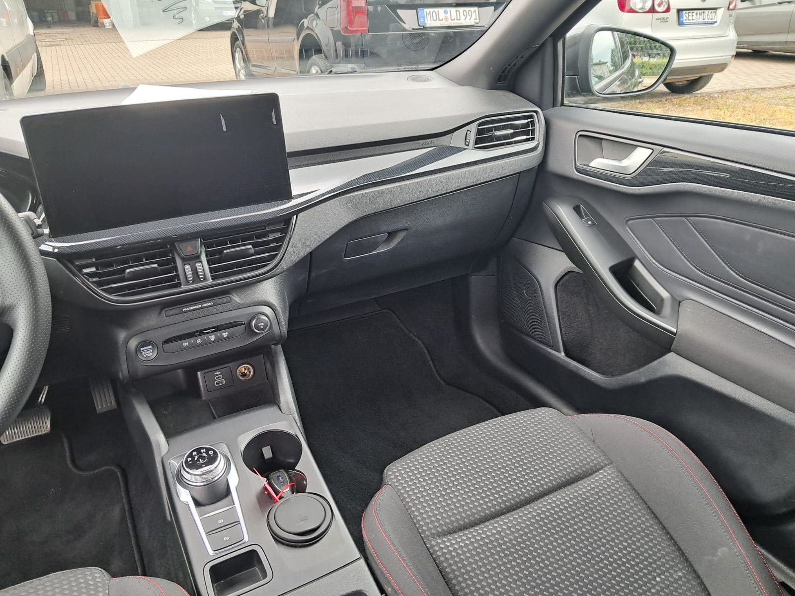 Ford Focus Turnier ST-Line 1.5 Autom,Navi,ALU,Allwett