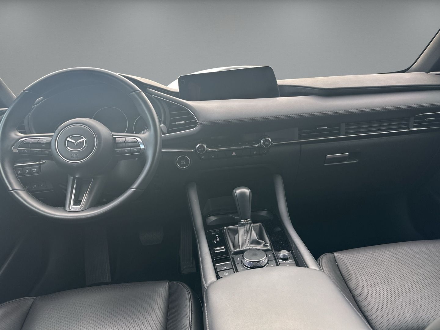 Mazda 3 Exclusive-Line NAVI+PDC+RfK+SHZ+LHZ