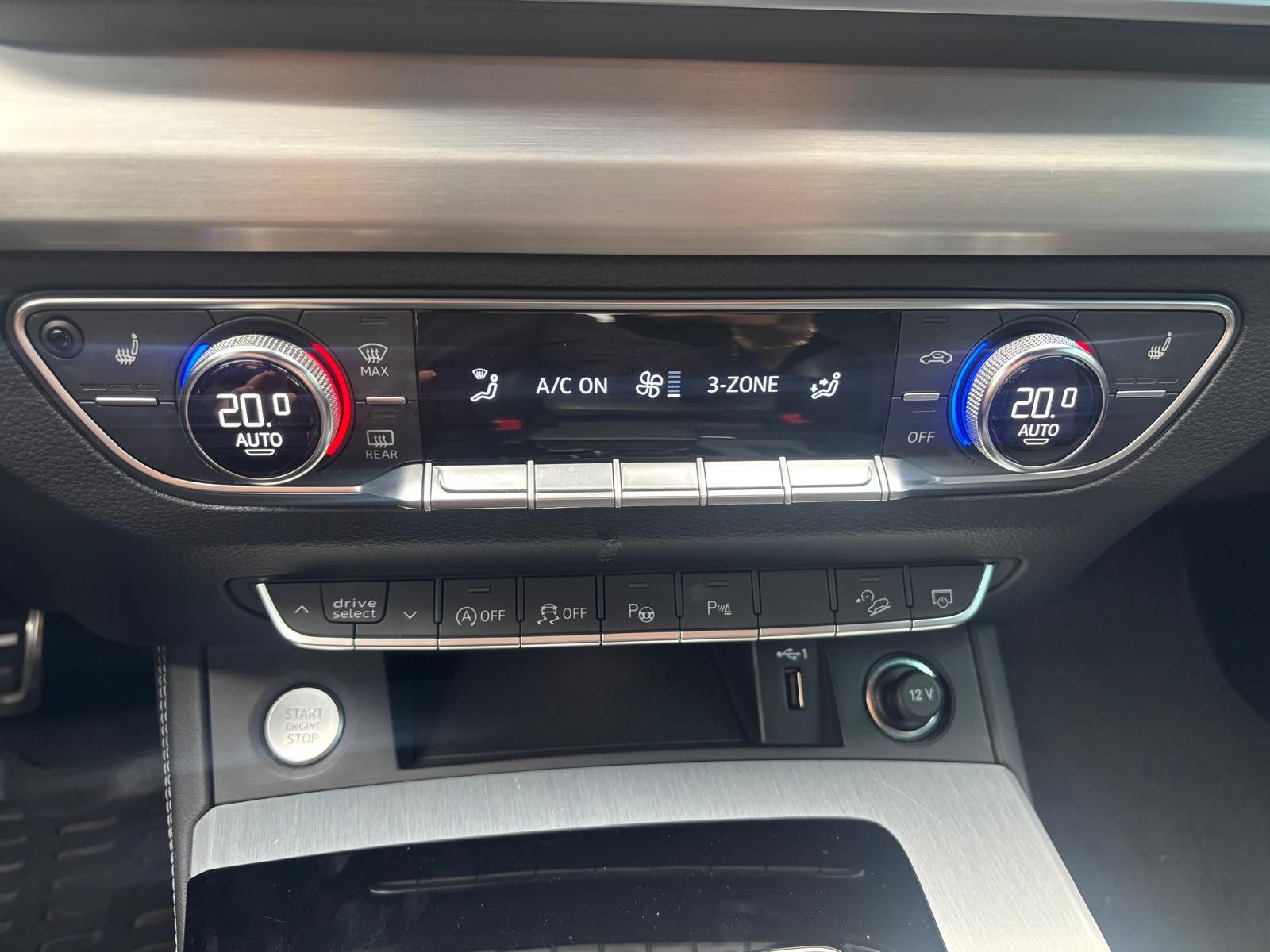 Audi Q5 40 TDI quattro EDITION ONE S-LINE AHK MATRIX
