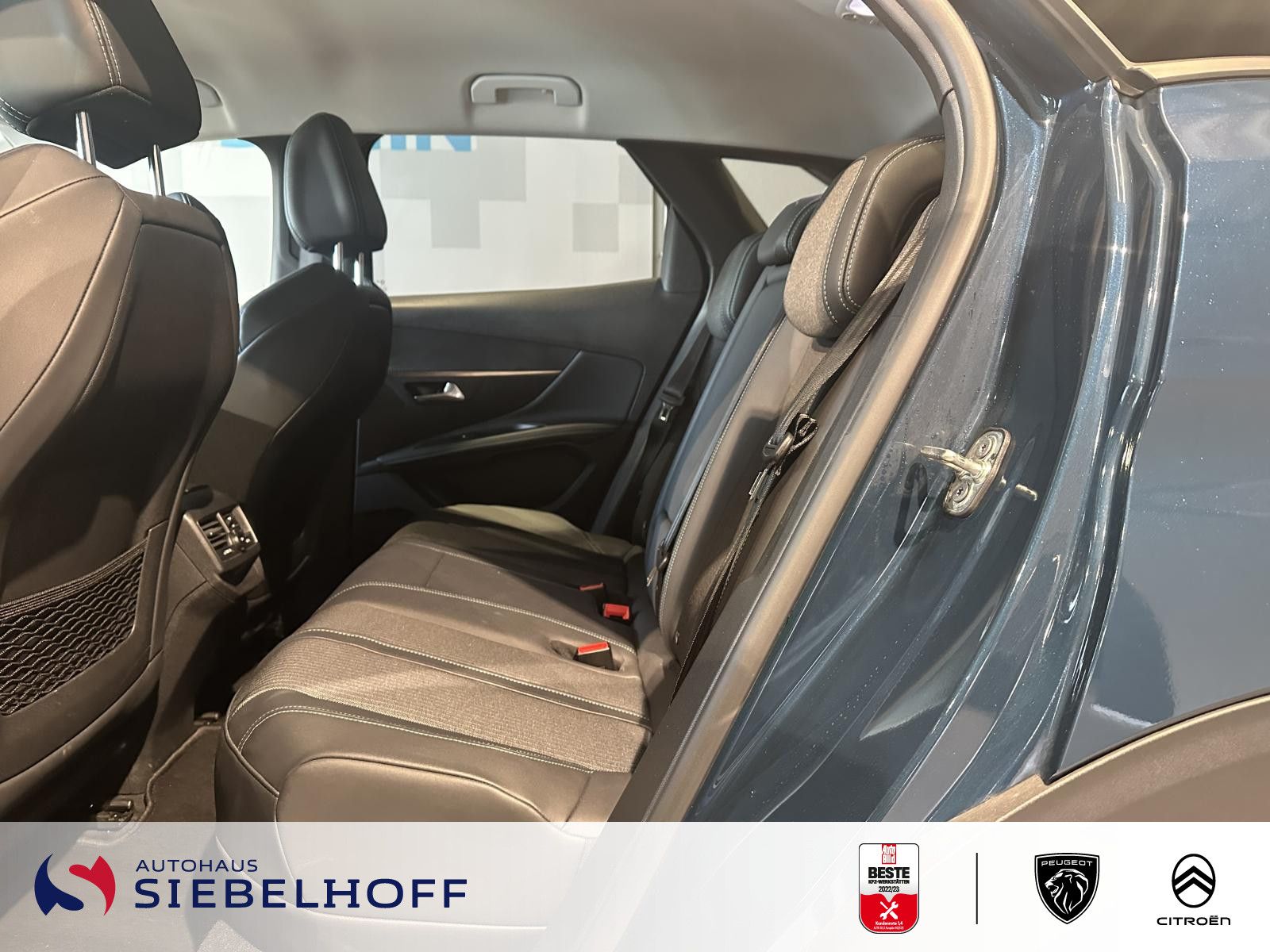 Peugeot 3008 Allure HYBRID 225 e-EAT8