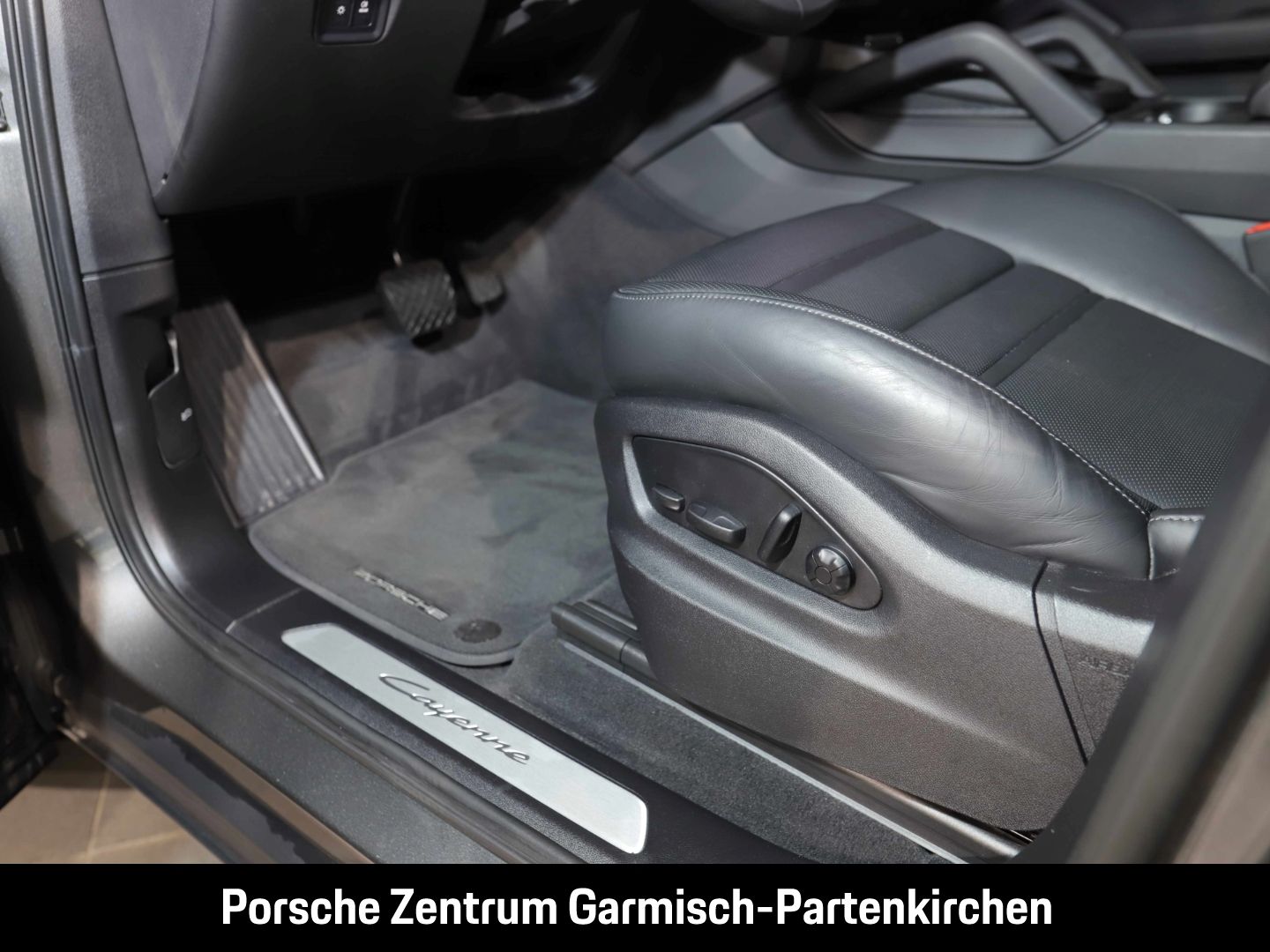 Porsche Cayenne E-Hybrid 360 Kamera Memory Sitze Temp