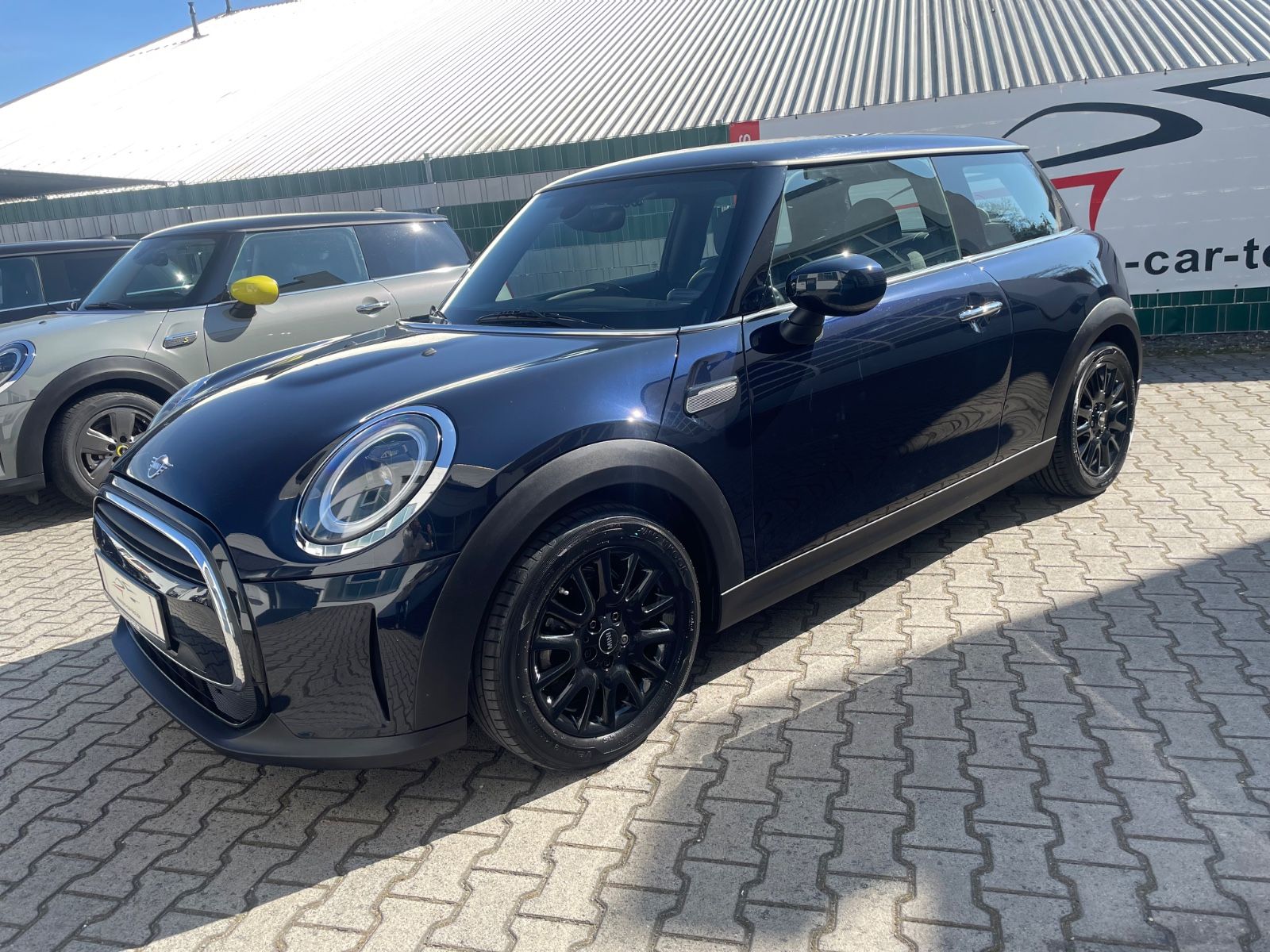 MINI ONE Classic - Samsaru's Car Outlet