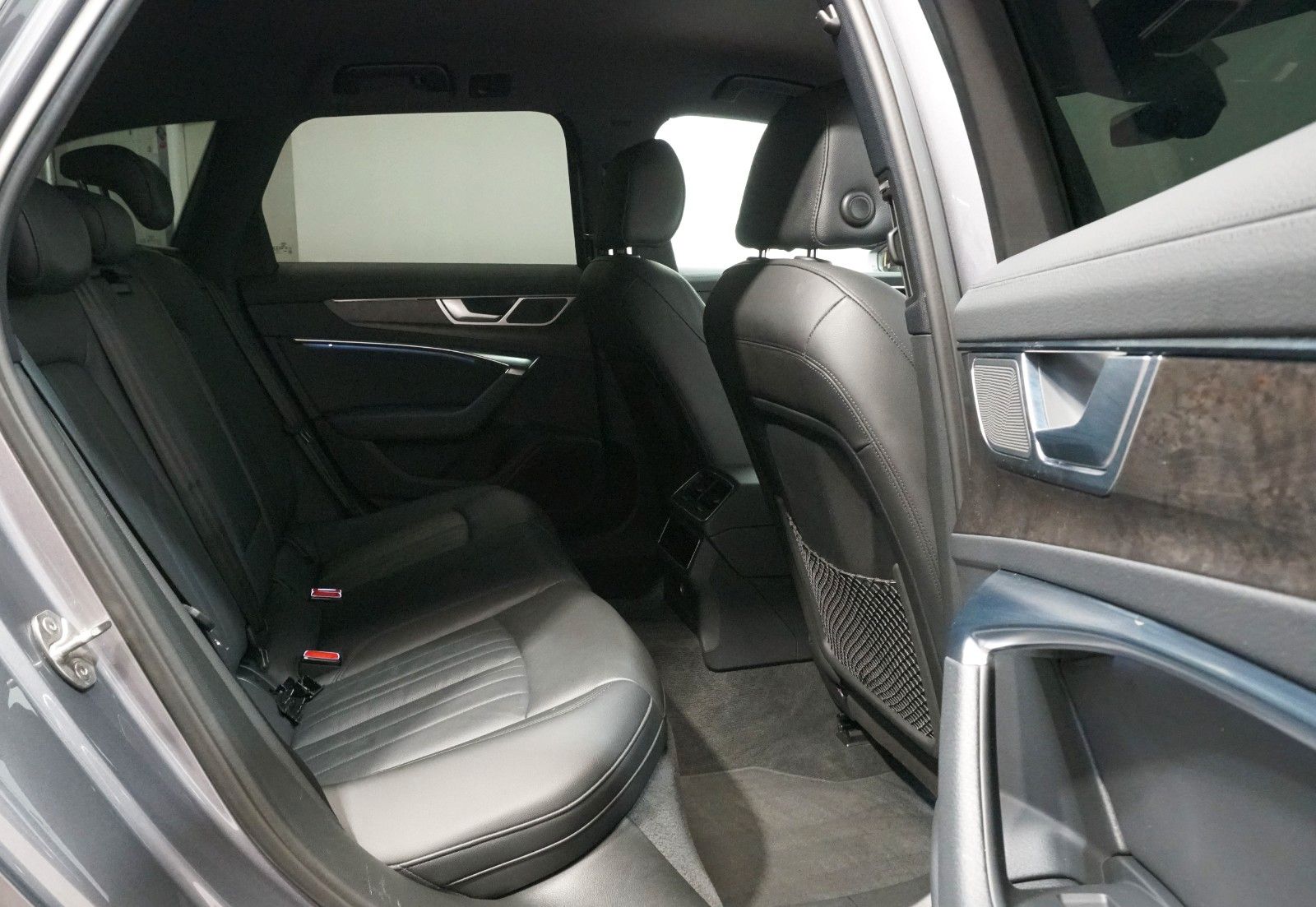 Audi A6 Avant 40 TDI quattro - Samsaru's Car Outlet