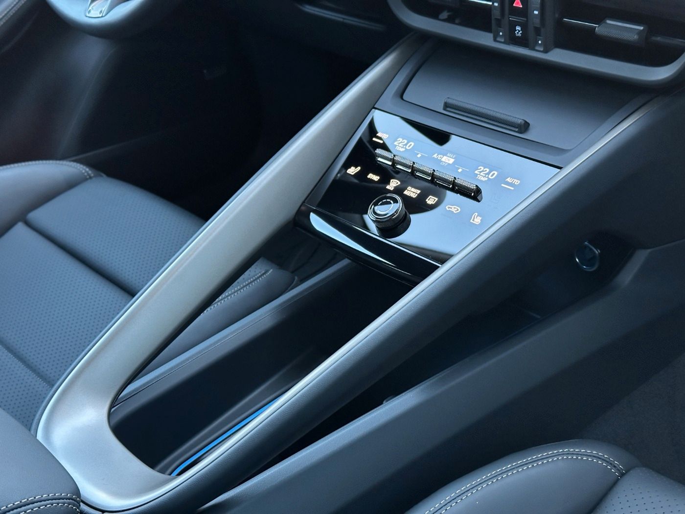 Porsche Macan Turbo - Samsaru's Car Outlet