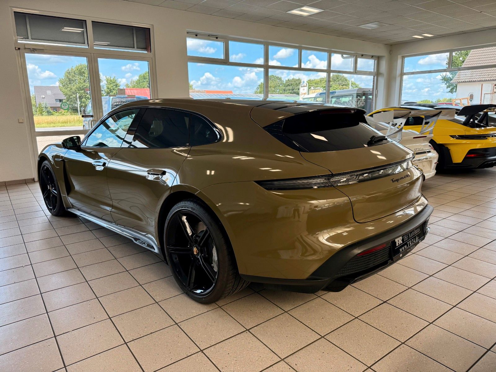 Porsche Taycan Sport Turismo GTS Panorama/ACC/APPROVED