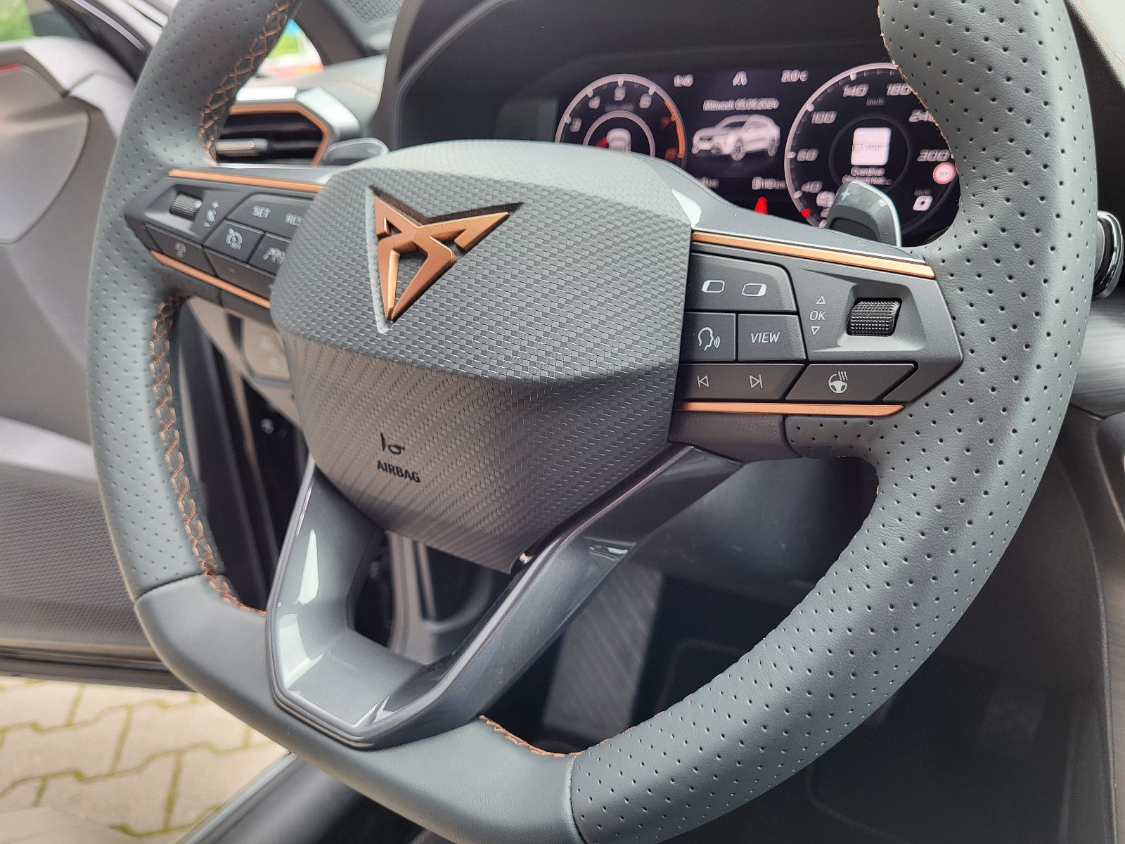 Cupra Formentor 2.0 TSI DSG 4Drive - Samsaru's Car Outlet