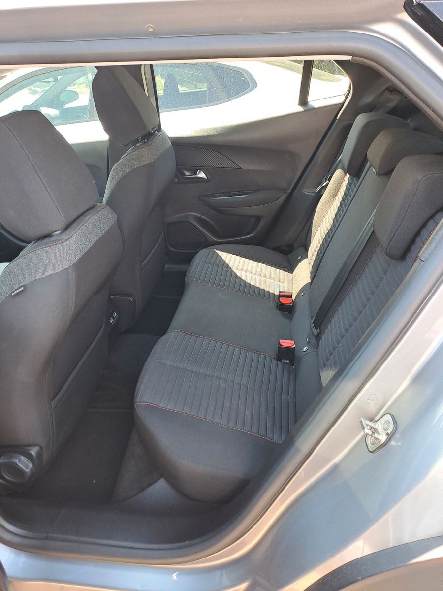 Peugeot e-2008 Activepack - Samsaru's Car Outlet