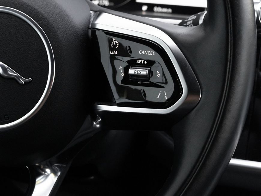Jaguar I-Pace EV400 AWD S