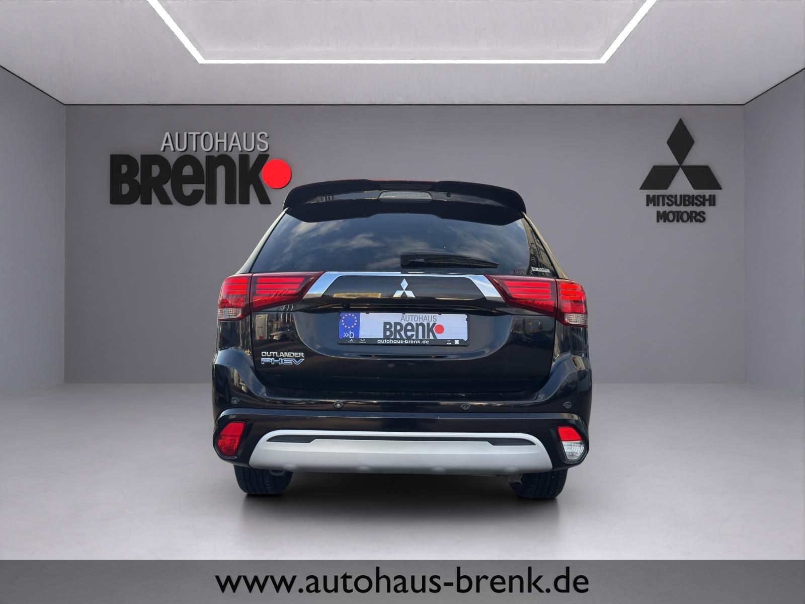 Mitsubishi Outlander 2.4 4WD Plug-In Hybrid Top *Navi*