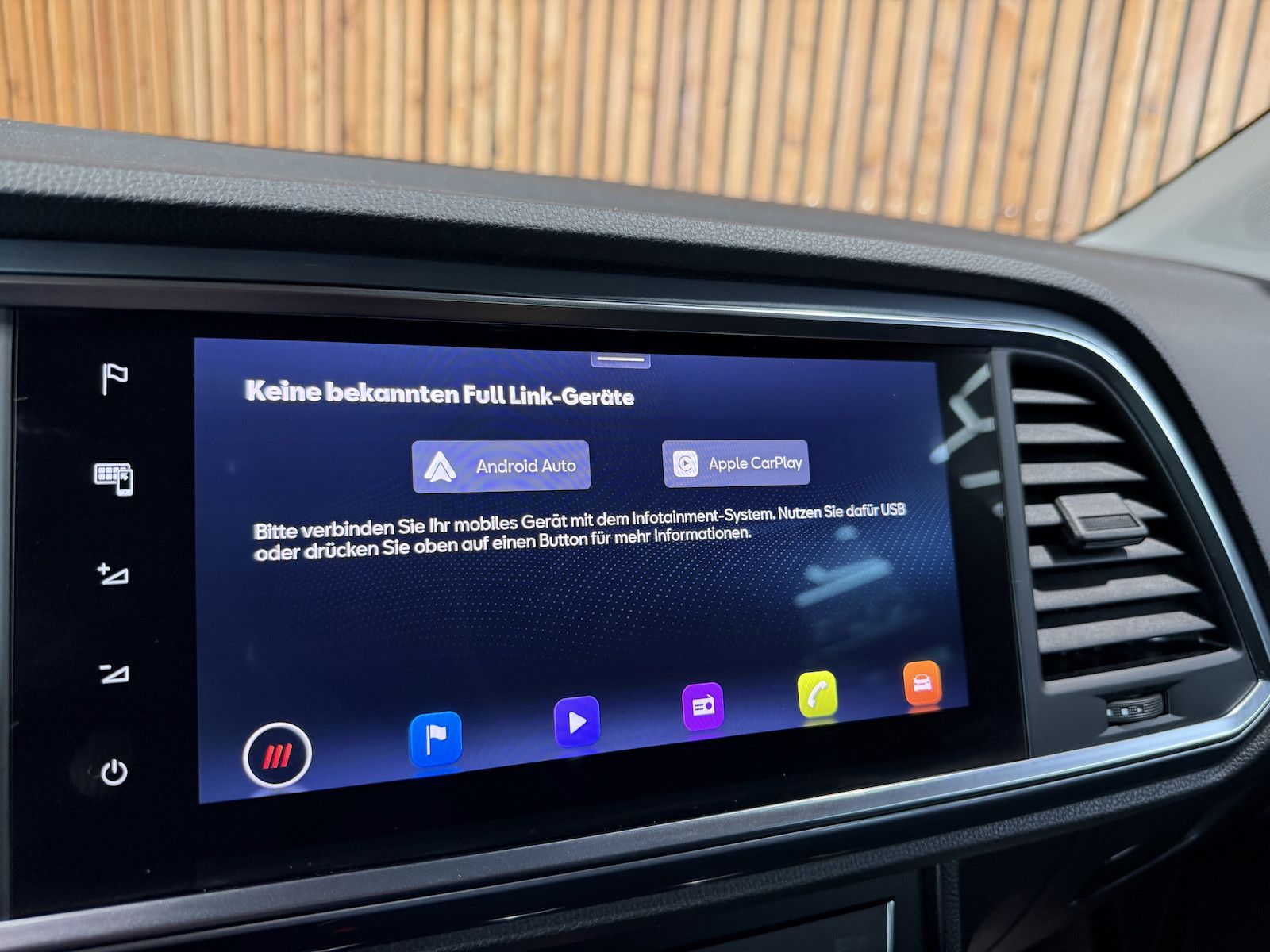 Seat Ateca 2,0 TDI DSG Navi*LED*Kam*Virtual*AHK*Beats