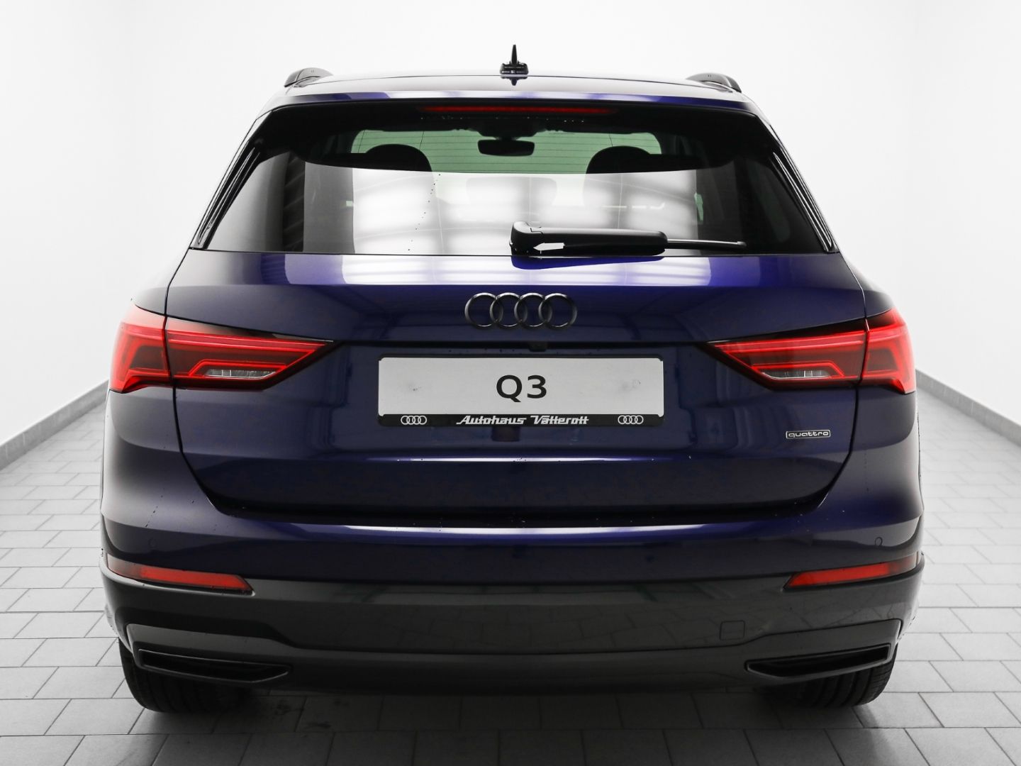 Audi Q3 advanced 40 TDI quattro - Samsaru's Car Outlet