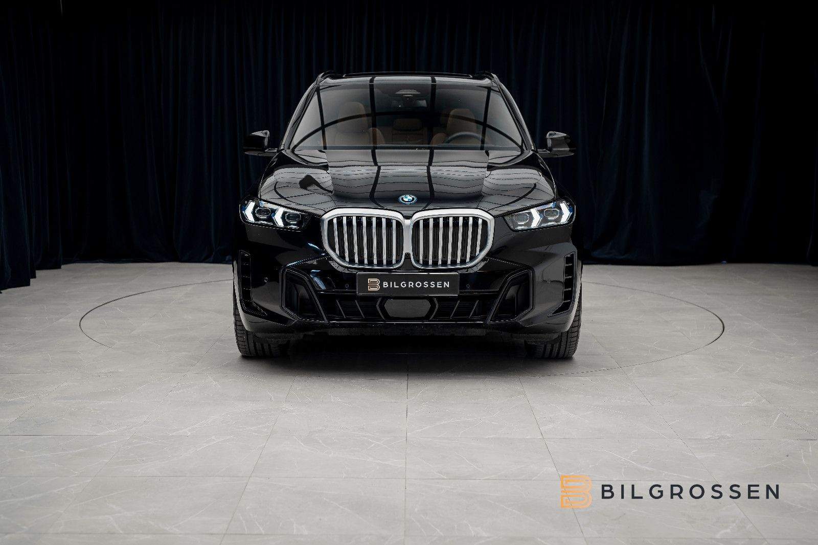 BMW X5 xDrive50e M Sport Inno B&W Pano HUD 360 TOW