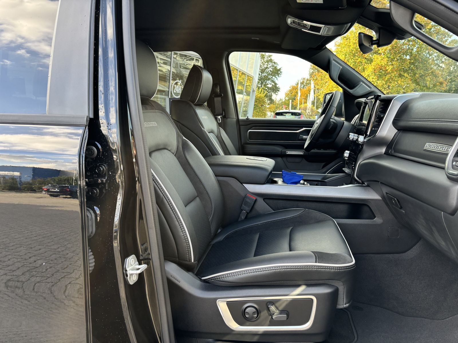 Dodge RAM 1500 Laramie Crew Cab *LPG* MY 2025