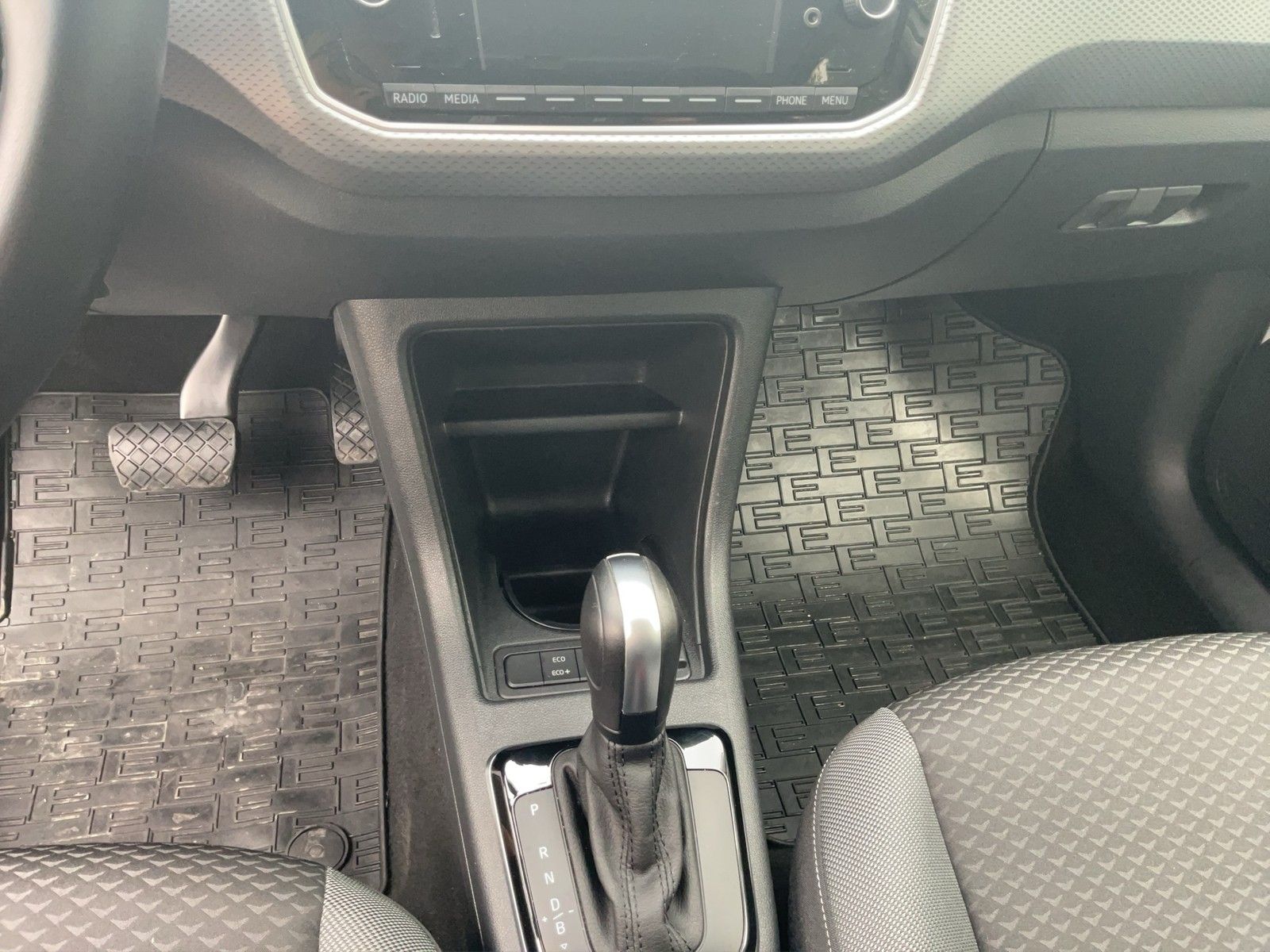 Volkswagen up! e-up! Active - Samsaru's Car Outlet