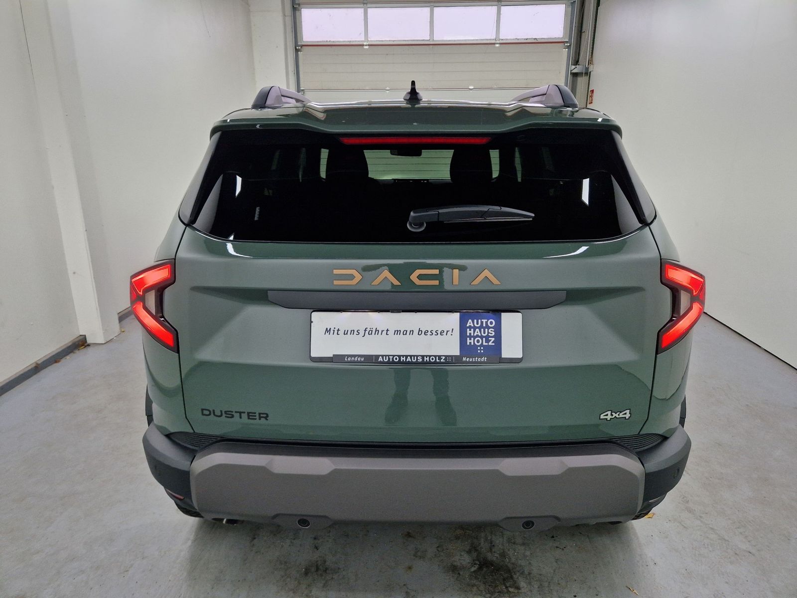 Dacia Duster Extreme TCe 130 4x4 - Samsaru's Car Outlet