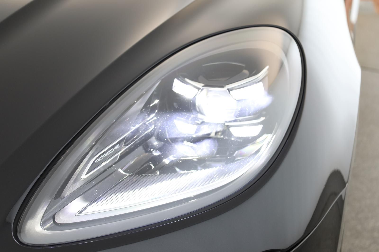 Porsche Macan S - Samsaru's Car Outlet