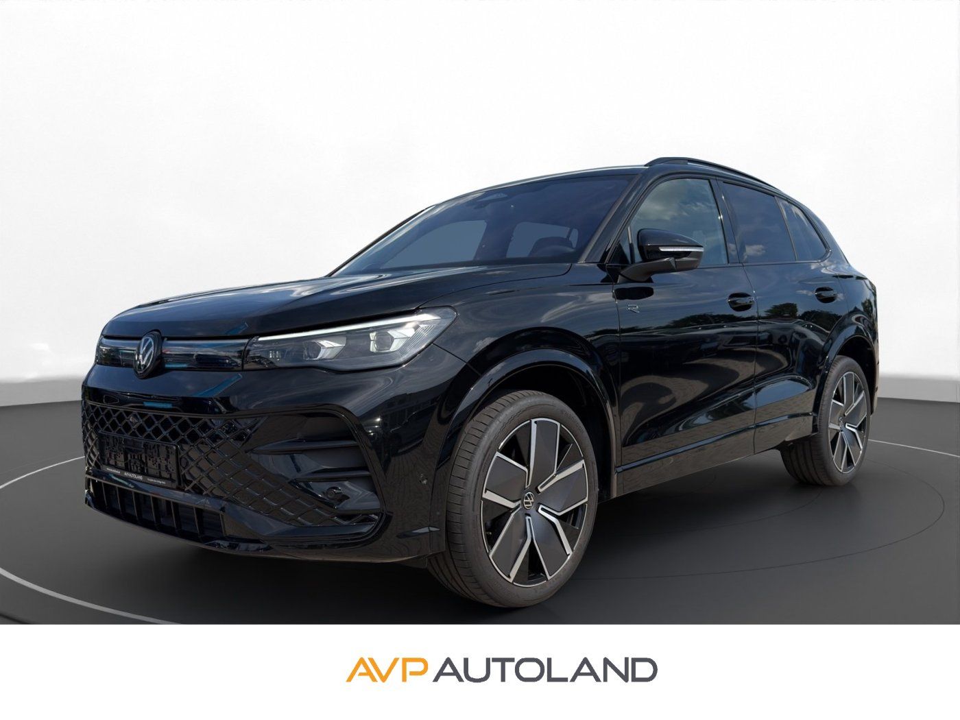 Volkswagen Tiguan 2.0 TDI DSG 4MOTION R-Line | PANO |