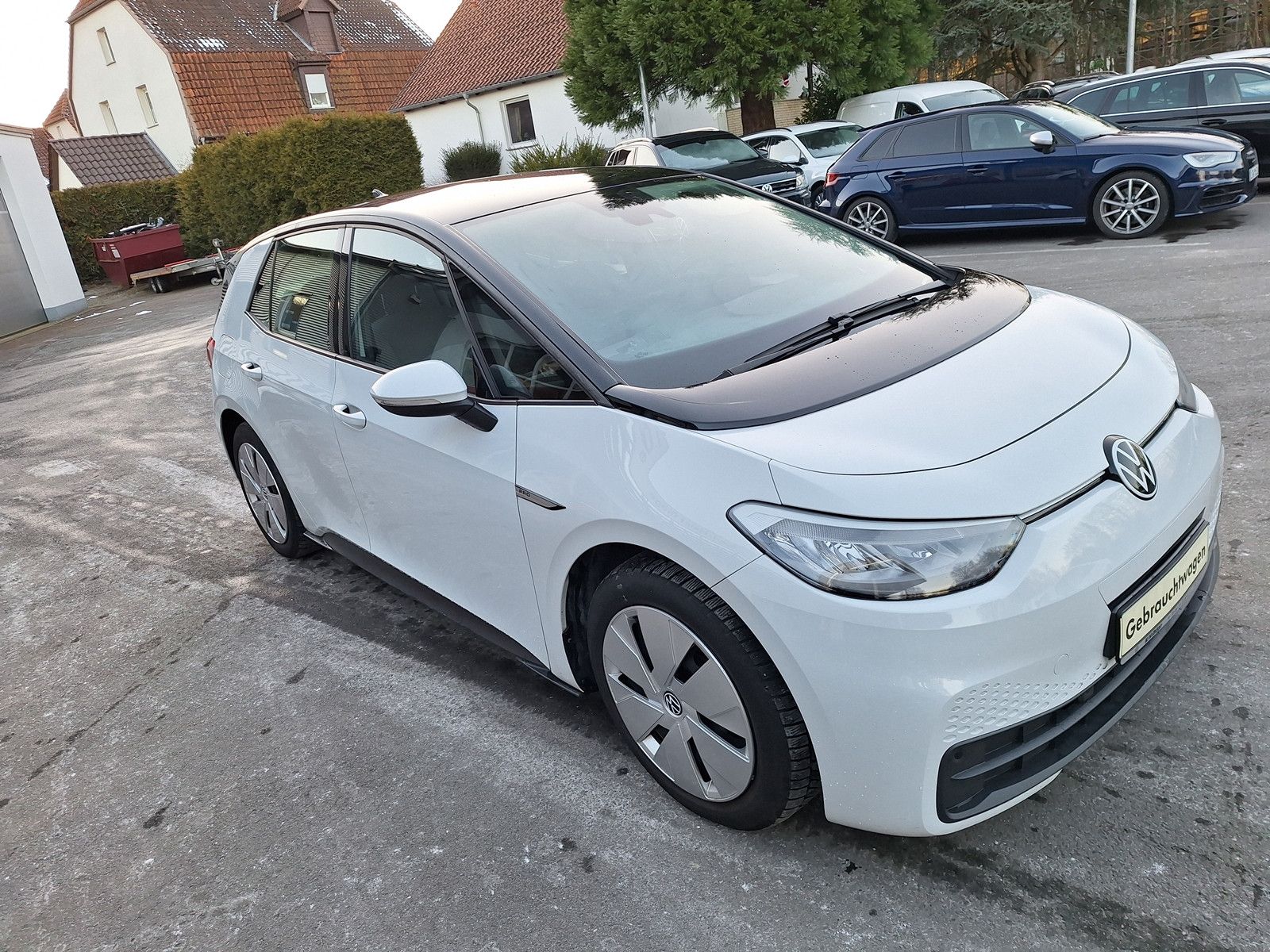 Volkswagen ID.3 Life - Samsaru's Car Outlet