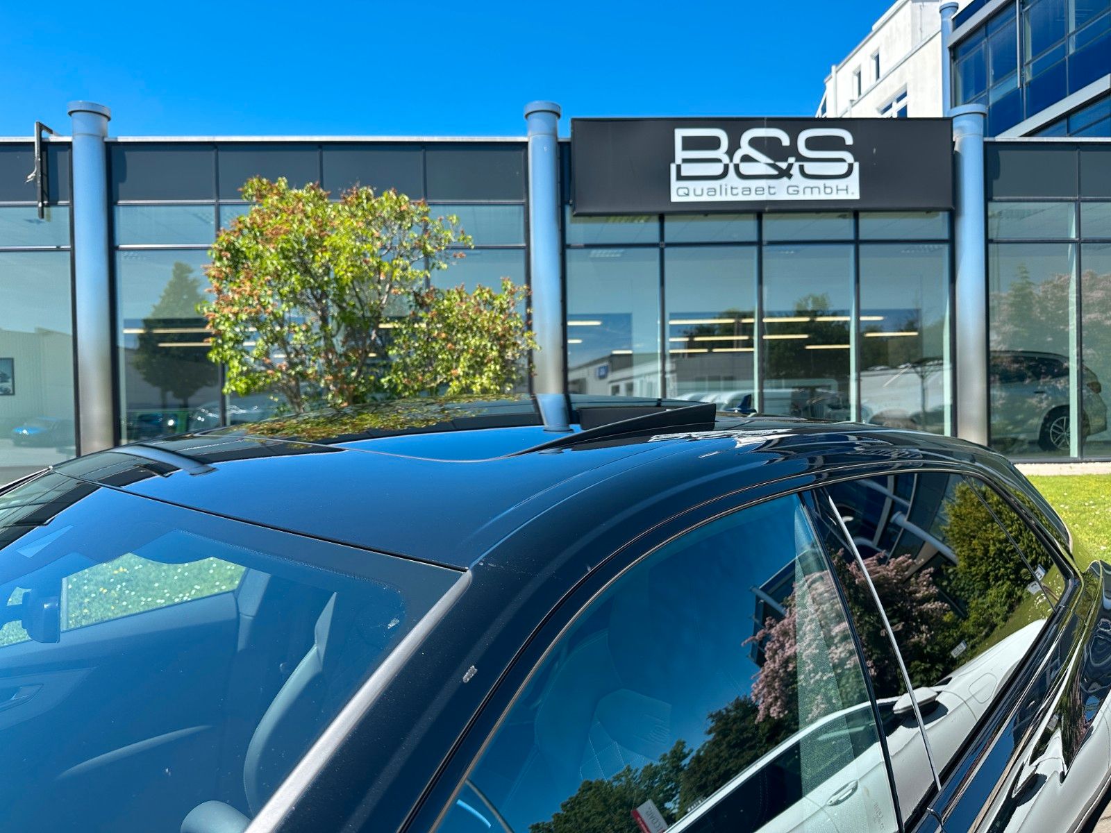 Audi Q8 50 TDI quattro - Samsaru's Car Outlet
