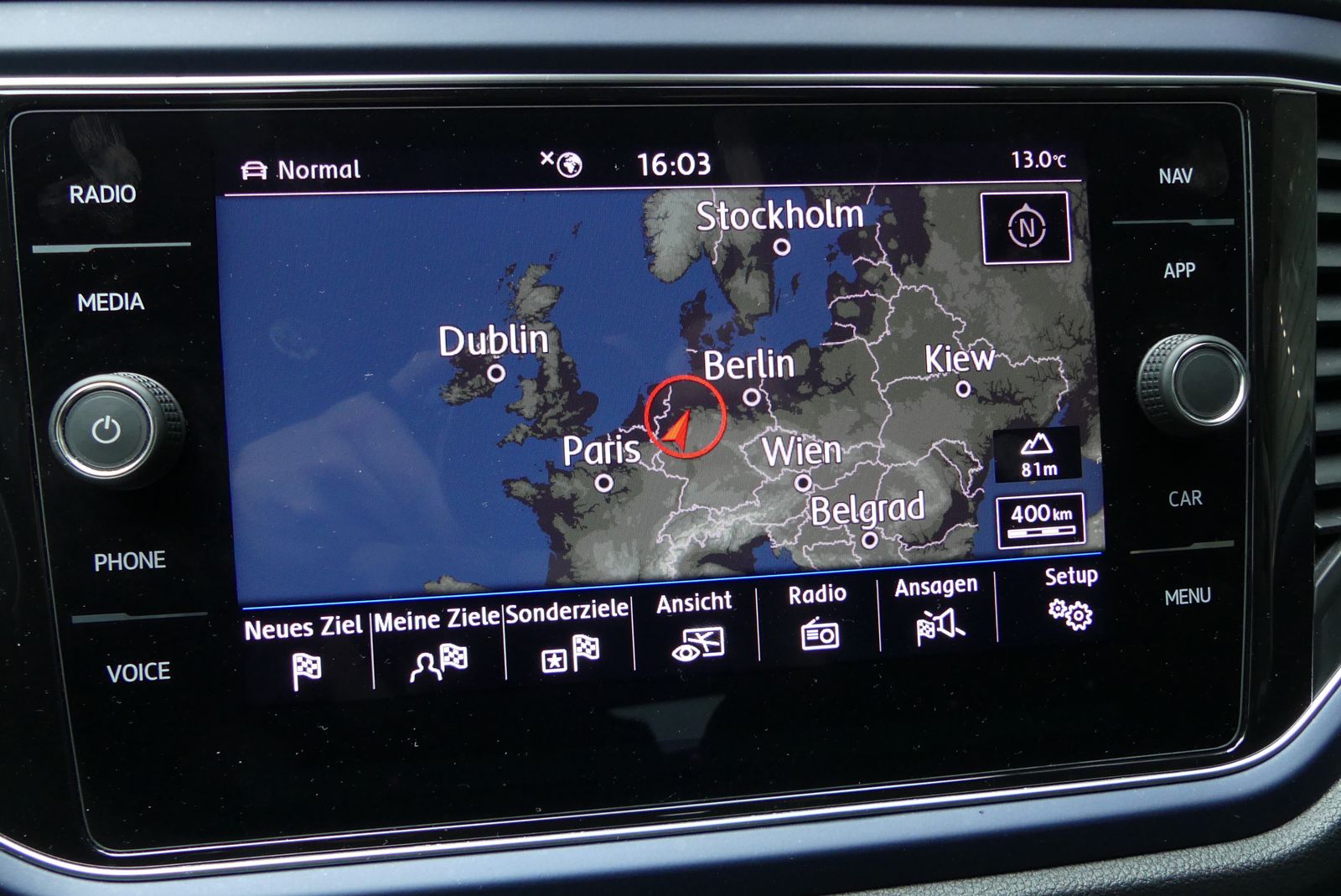 Volkswagen T-Roc United 1.5TSI - Samsaru's Car Outlet