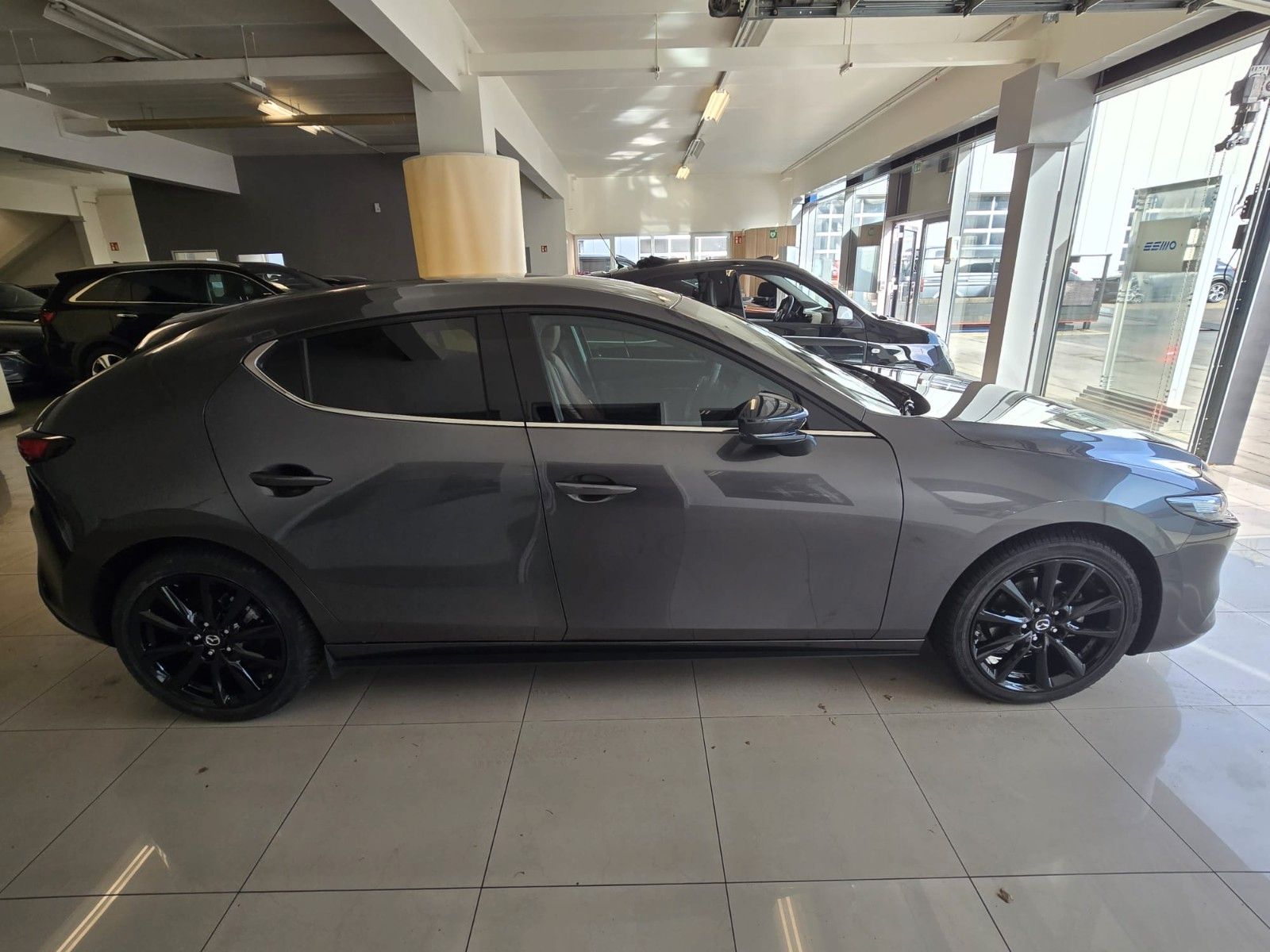 Mazda 3 Lim. 5-trg. Nagisa FWD 2.5l 140ps*HUD*RFK*BOSE