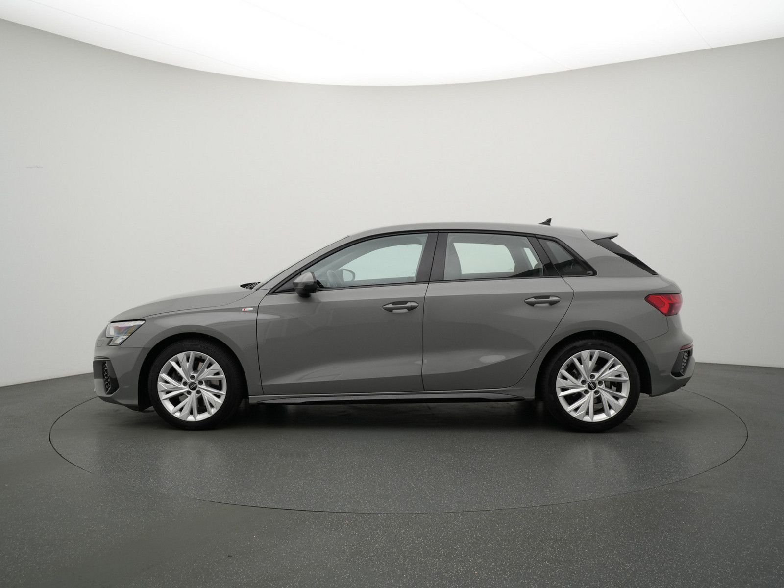 Audi A3 Sportback S line VIRT NAVI AHK NAVI STANDHZ
