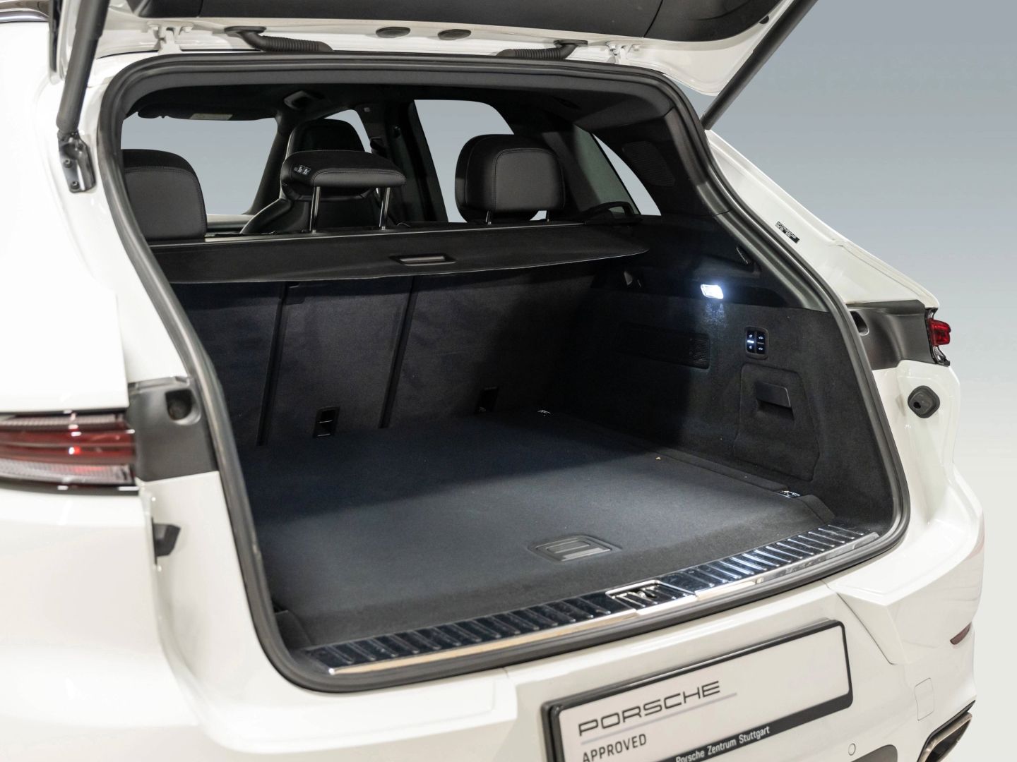Porsche Cayenne E-Hybrid Soft-Close BOSE  Sport Chrono