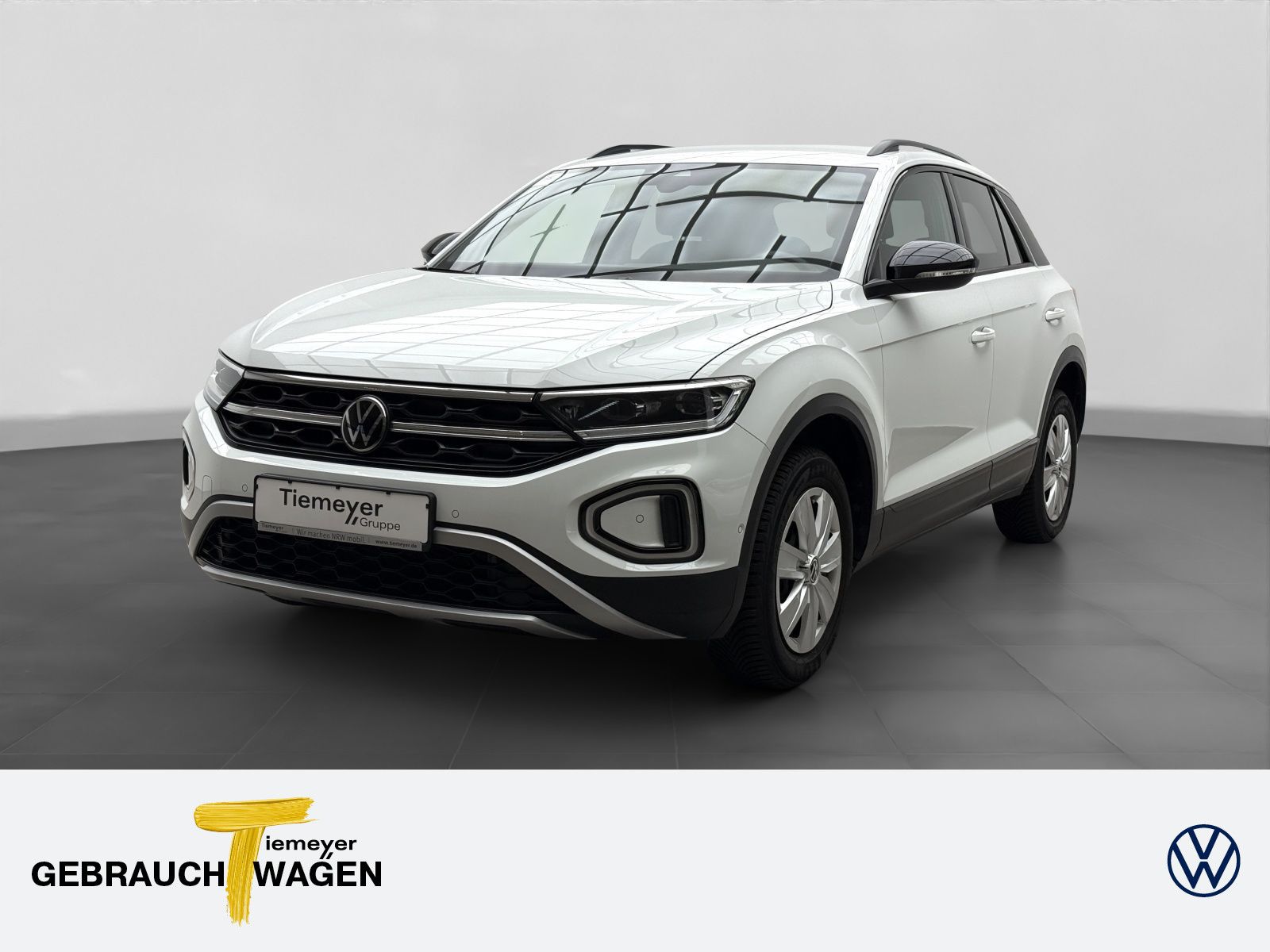 Volkswagen T-Roc 1.0 TSI BLACK STYLE - Samsaru's Car Outlet