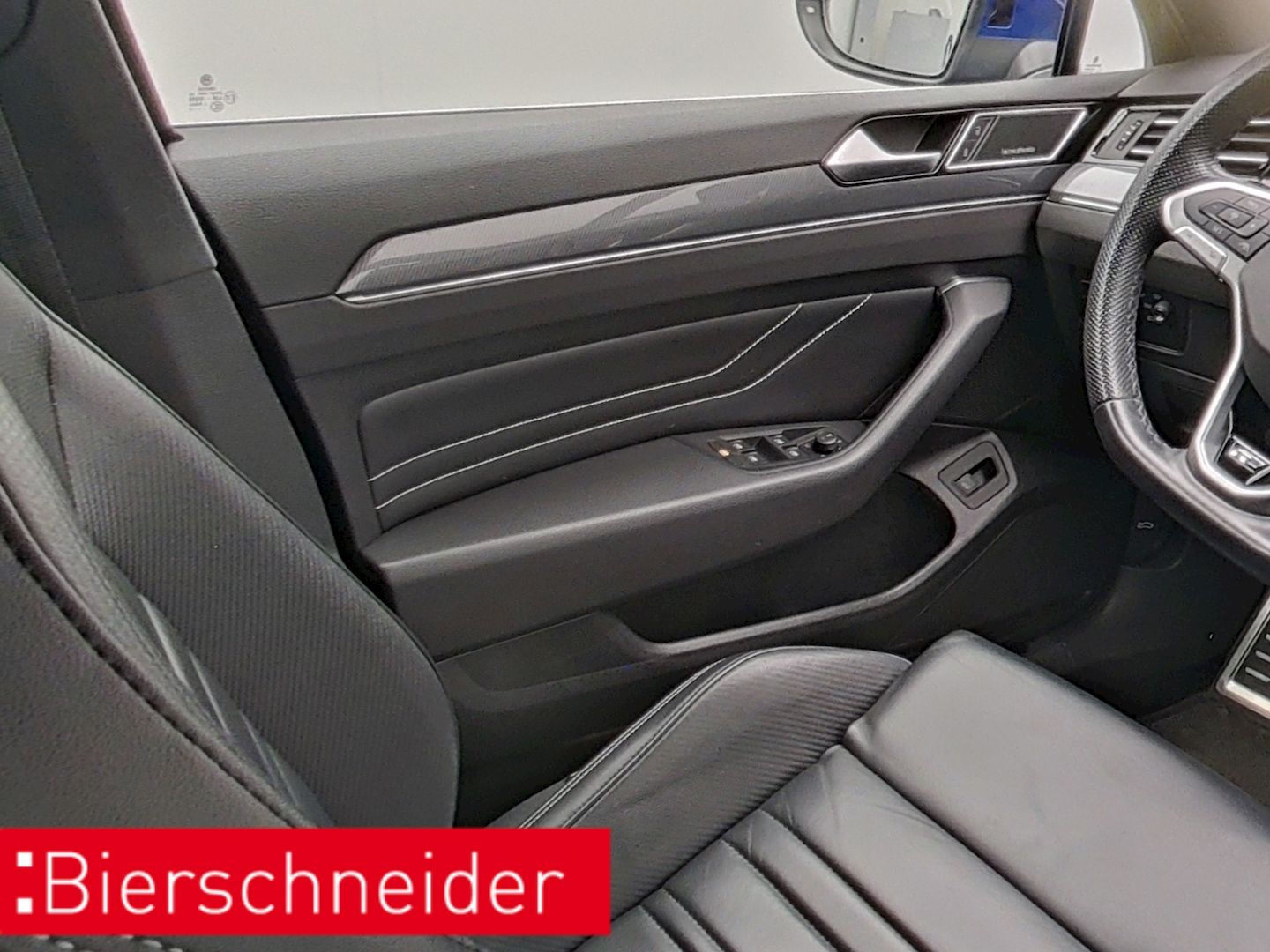 Volkswagen Passat Variant 2.0 TSI DSG Business R-Line PANO