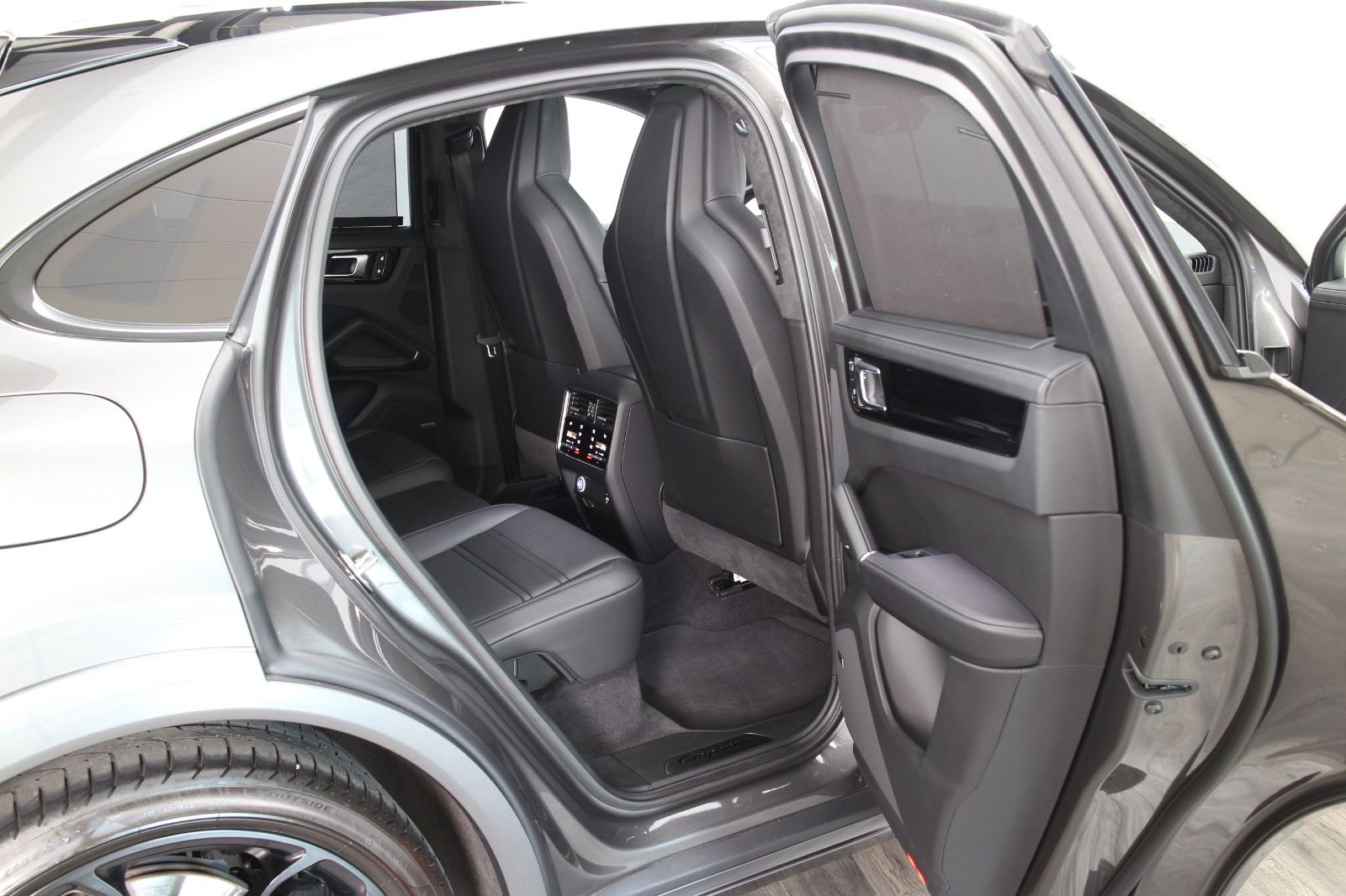 Porsche Cayenne Coupe GTS InnoDrive HeadUp Softclose