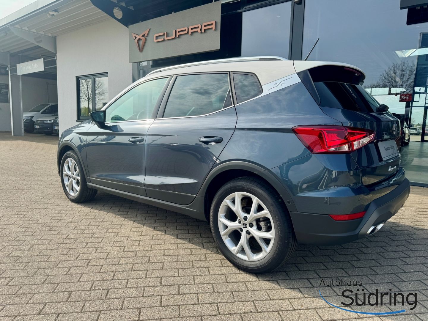 Seat Arona 1,0 TSI FR DSG AHK Navi Rückfk. ACC
