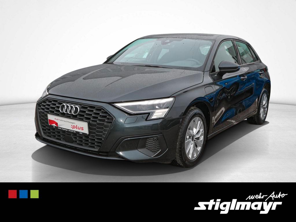Audi A3 Sportback S-line 40TFSIe KAMERA+MATRIX+SITZHG