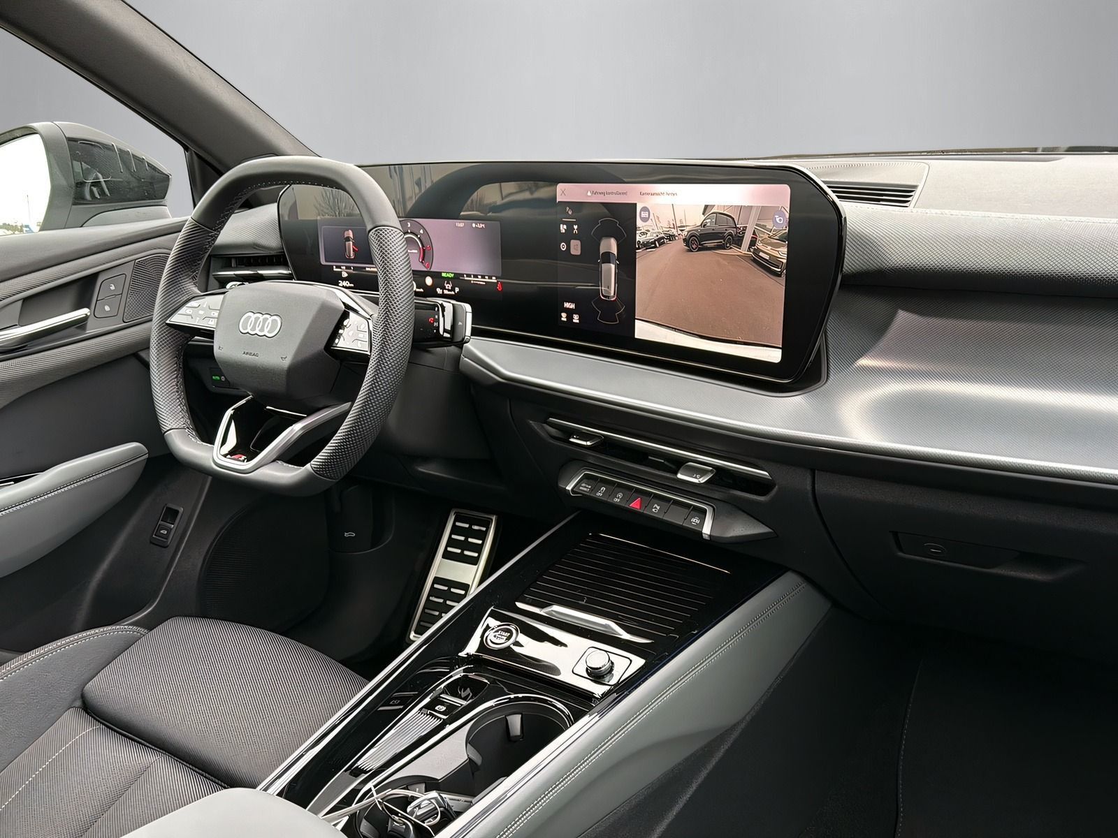 Audi Q3 TDI TECH PLUS+AHK+SHZ+KAMERA+NAVI+S-LINE+