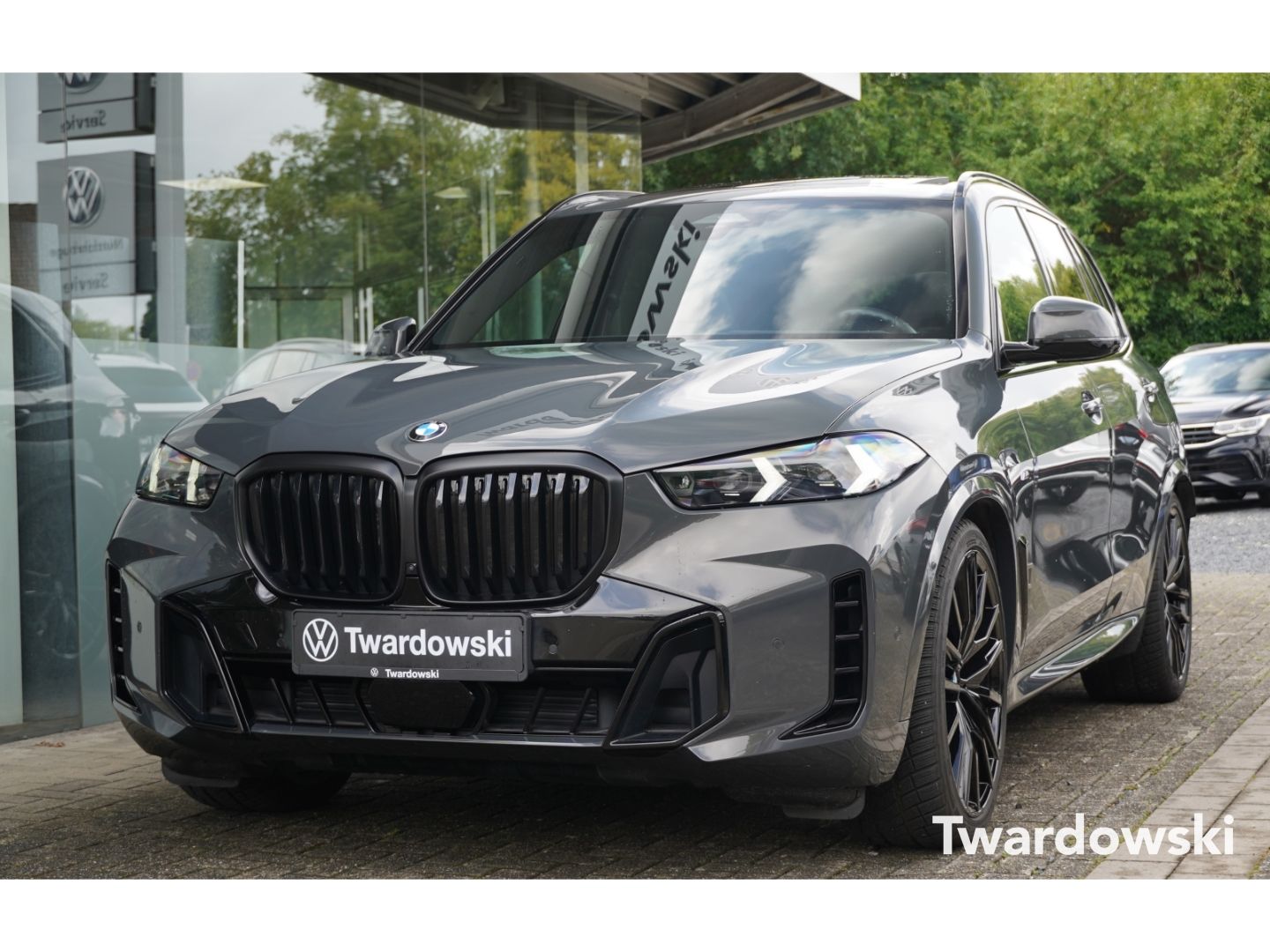 BMW X5 40d M Sport PANO HUD AHK Luft SOFT Massage