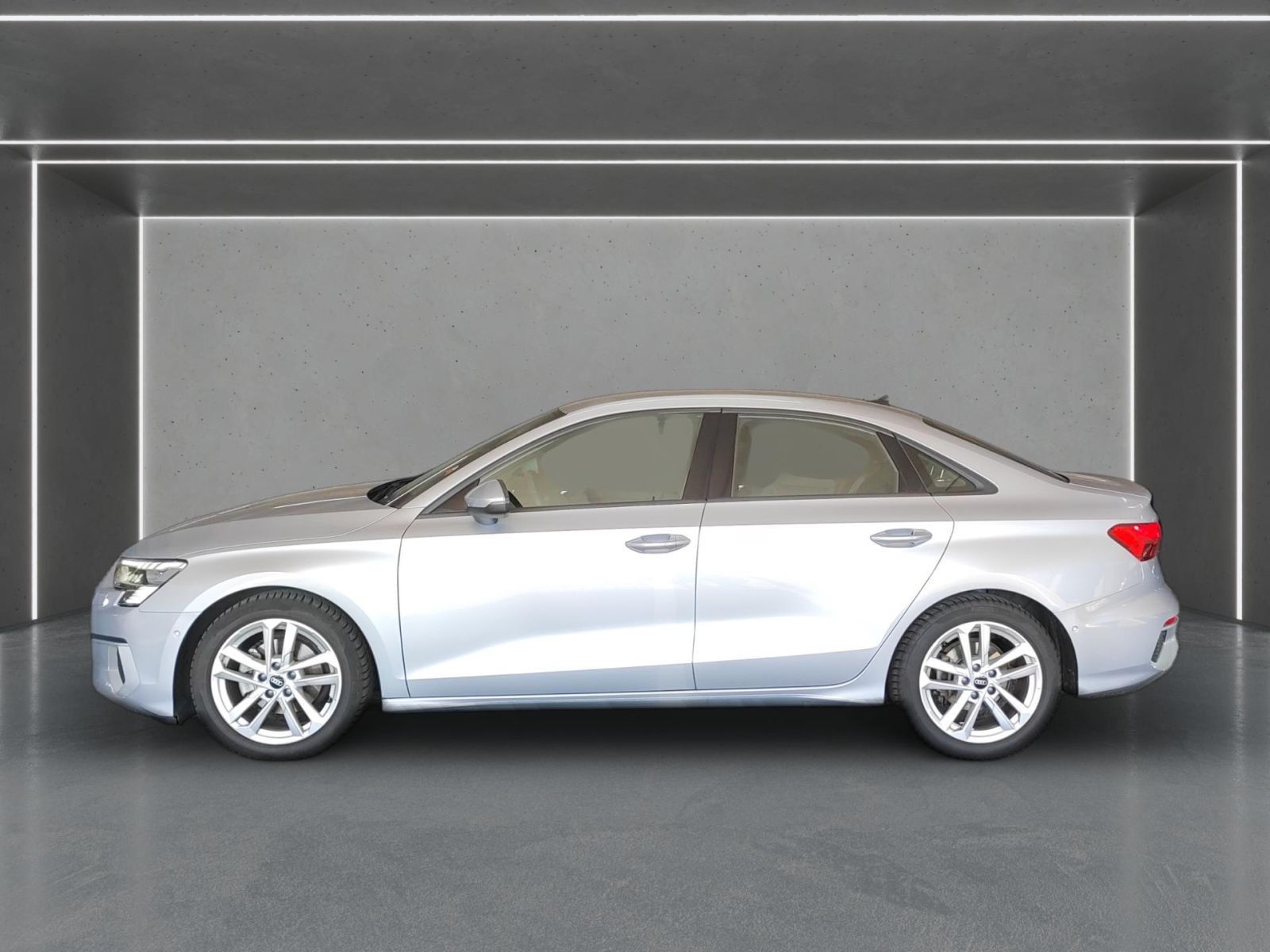 Audi A3 Lim. 35 TFSI Adv. S tronic *MATRIX*NAV+*SHZ*