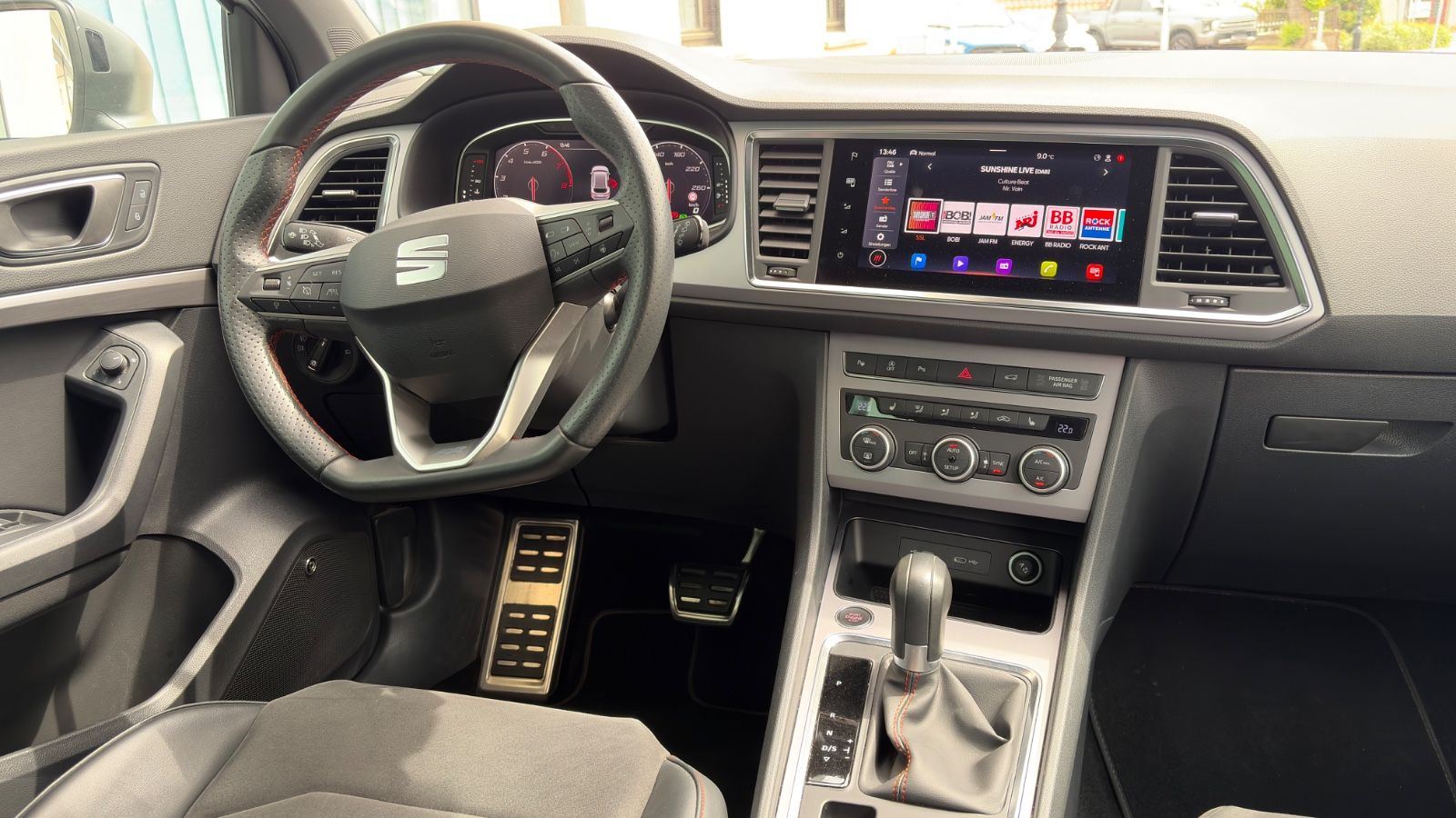 Seat Ateca FR DSG AHK Beats CarPlay Voll-LED