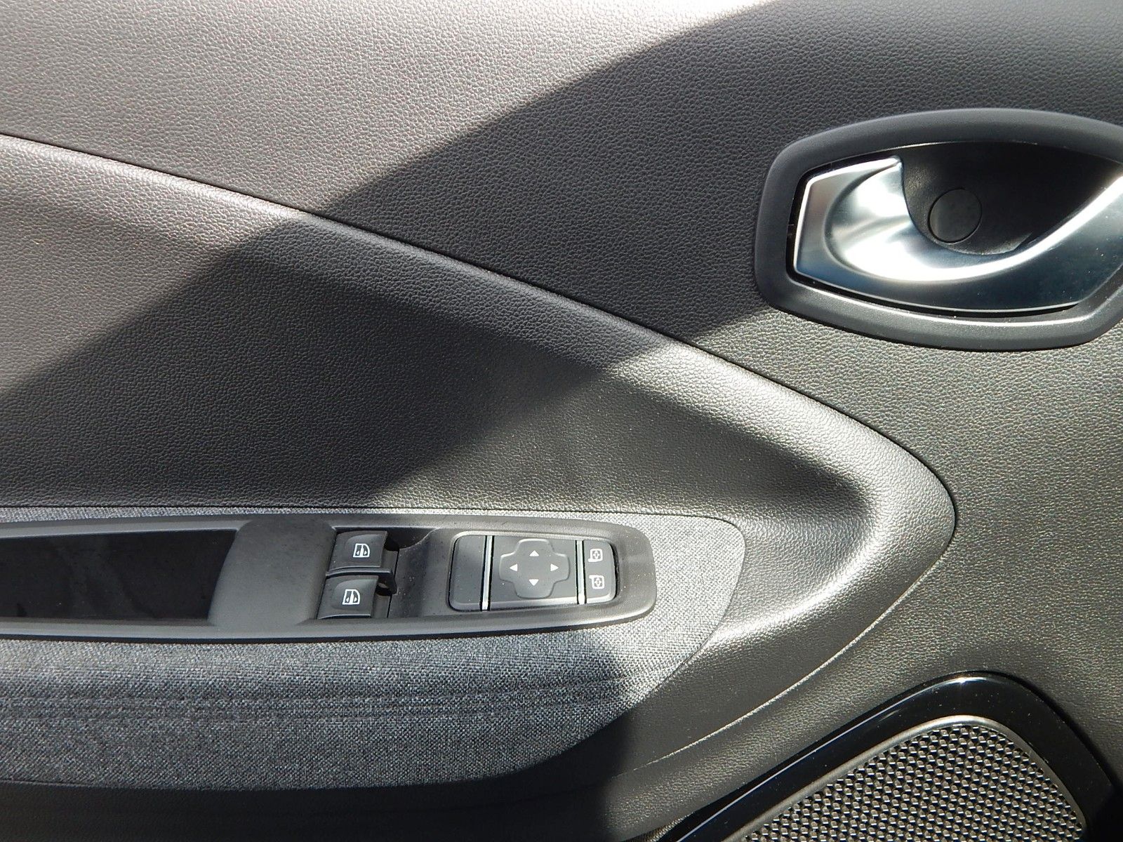 Renault ZOE Experience R110/Z.E. 50 - Samsaru's Car Outlet