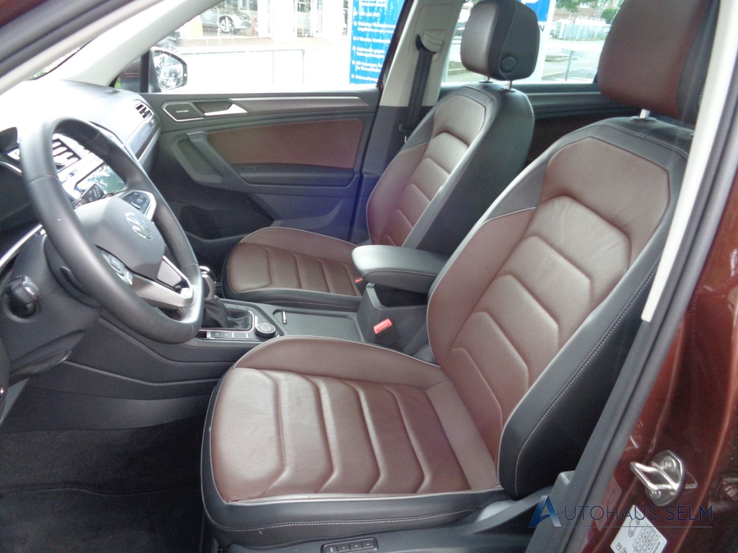 Volkswagen Tiguan Elegance 4Motion 2.0 TDI HUD AHK Panodach