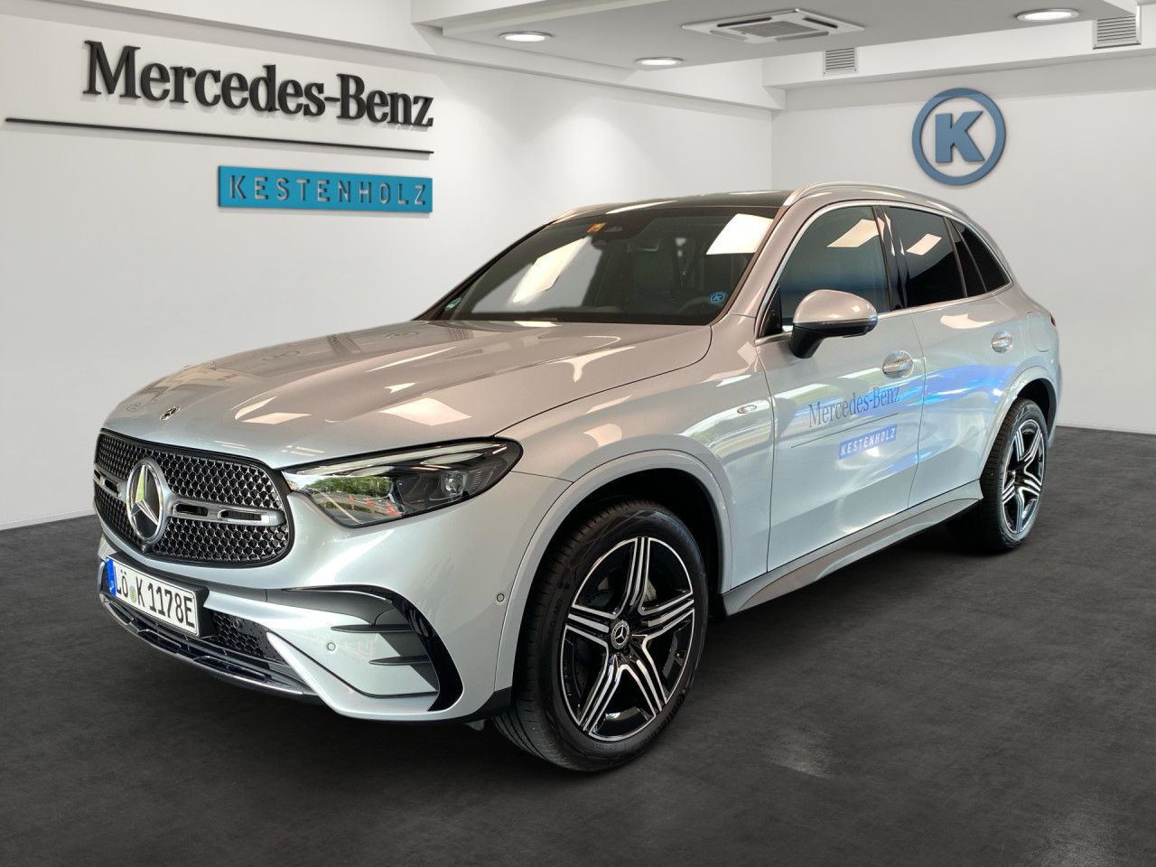 Mercedes-Benz GLC 300 e 4Matic AMG+360°+PANO+AHK+KEYLESS