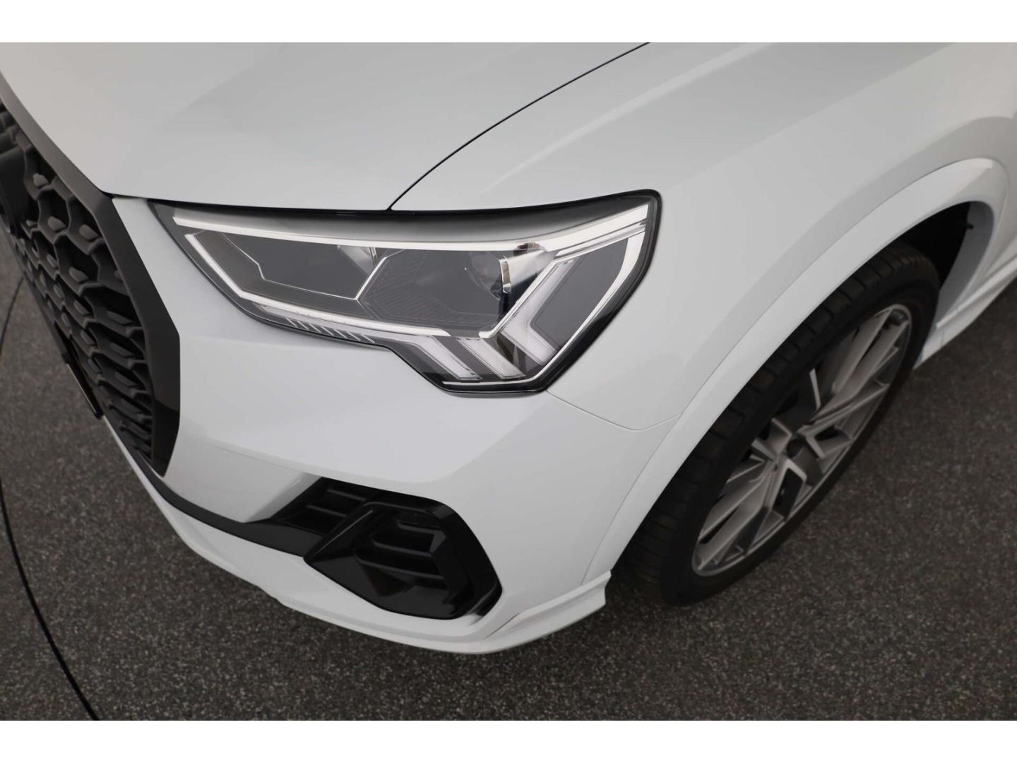 Audi Q3 Sportback 45 TFSI quattro - Samsaru's Car Outlet