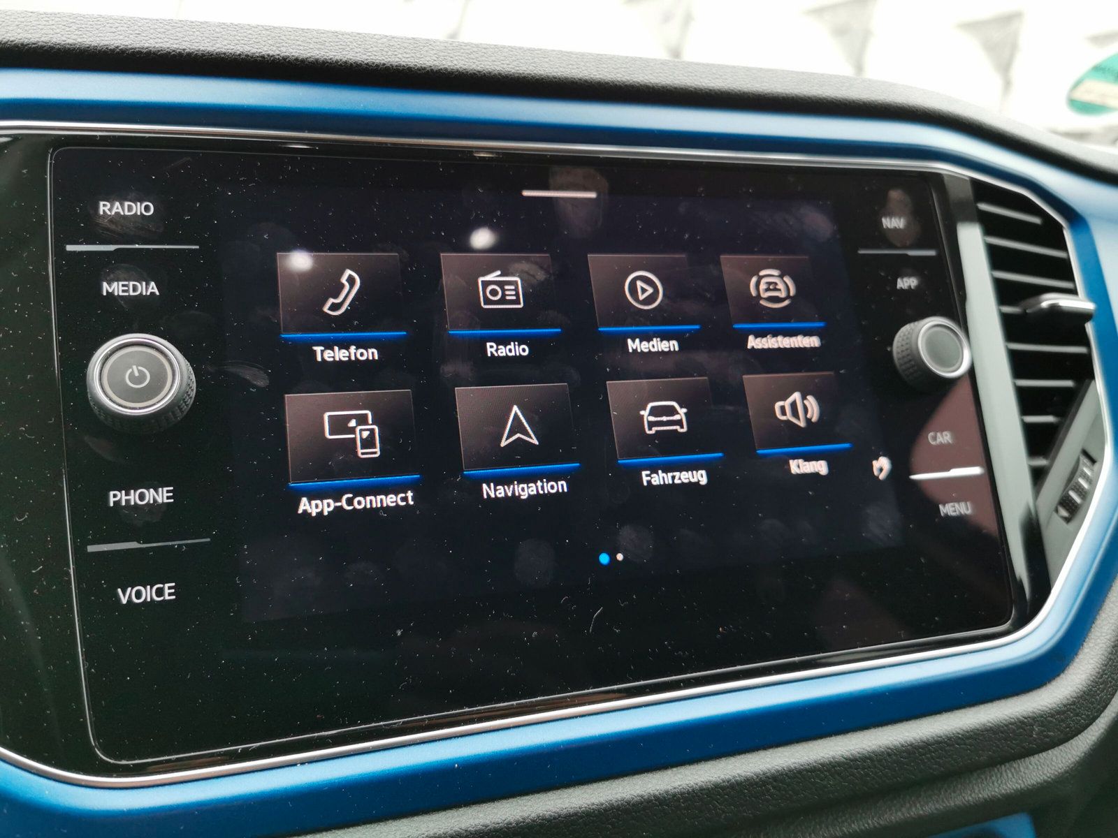 Volkswagen T-ROC Style 2.0 TDI - Samsaru's Car Outlet