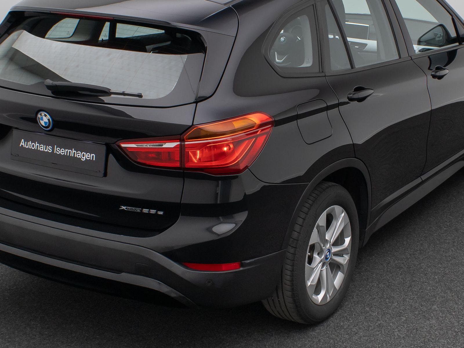BMW X1 xD25e - Samsaru's Car Outlet