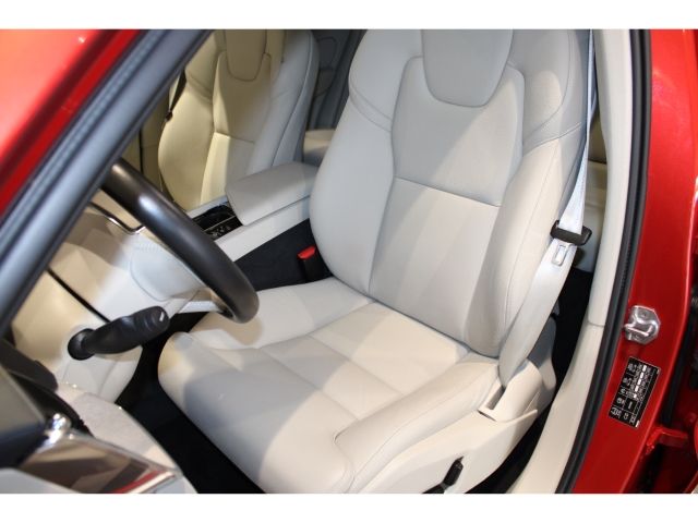 Volvo XC60 T8 Recharge Inscription AWD AHK Standheizun