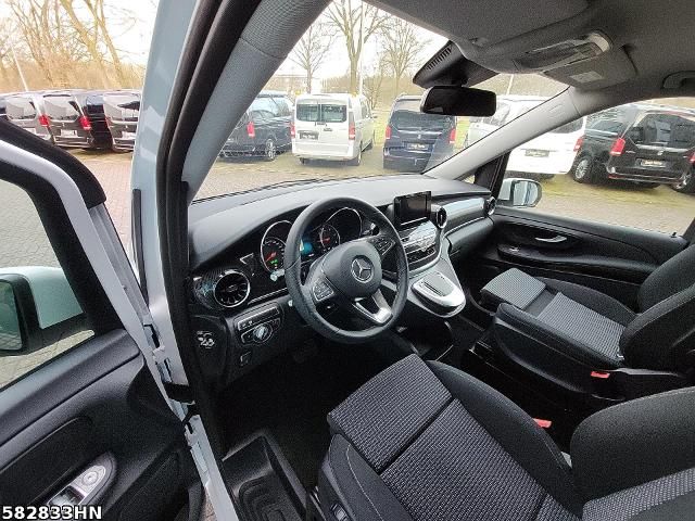 Mercedes-Benz V 250 d 4MATIC - Samsaru's Car Outlet