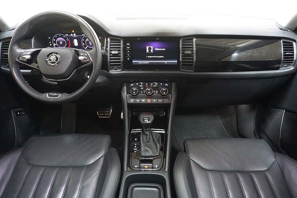 Skoda Kodiaq 2.0TSI DSG L&K 4x4 Virtual AHK 7-Sitzer