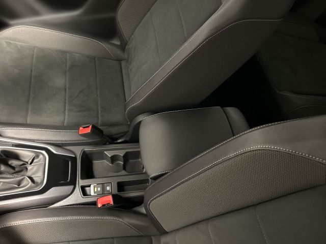 Volkswagen T-Roc 1.5 TSI DSG Style - Samsaru's Car Outlet