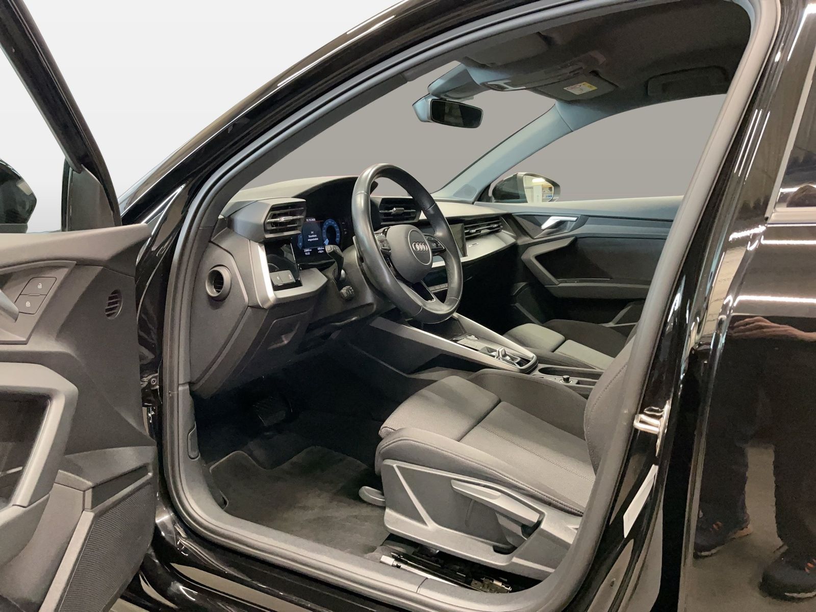 Audi A3 Sportback 30 TFSI S tronic 2xKlima AUT KlimaA