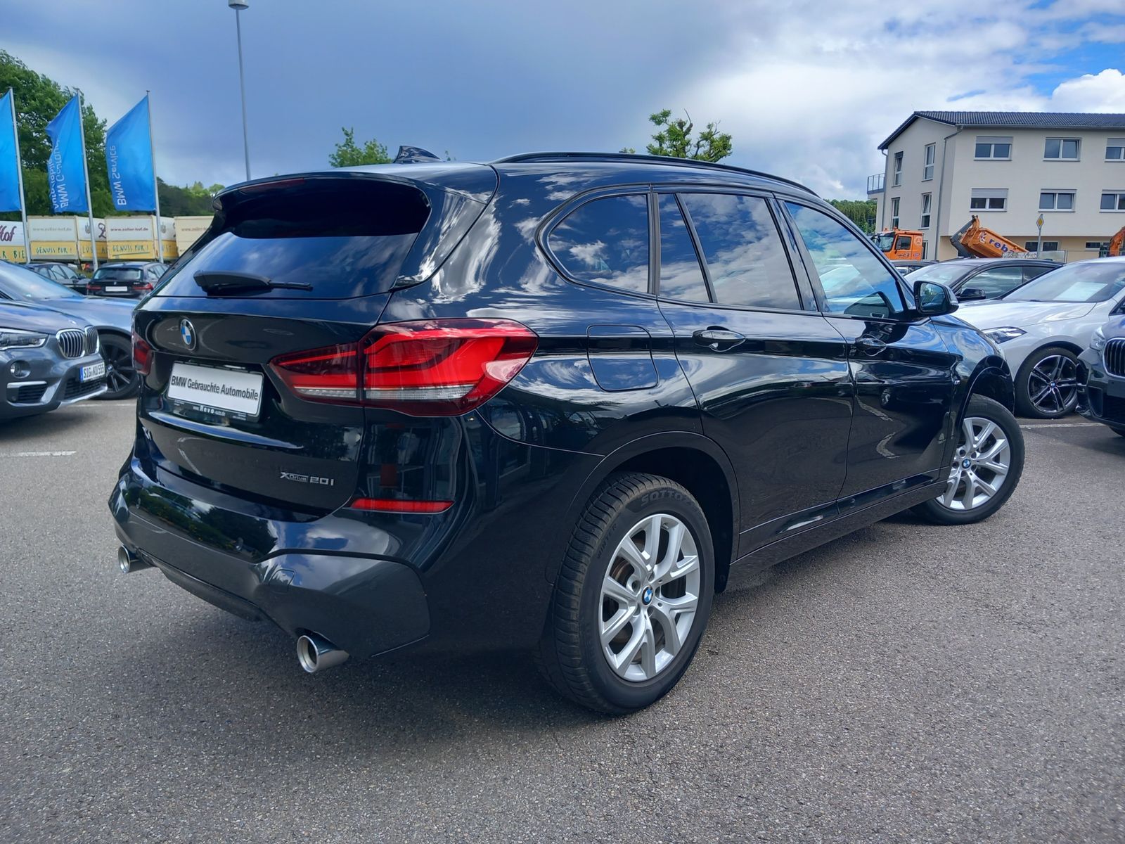 BMW X1 xDrive20i Aut MSport - Samsaru's Car Outlet