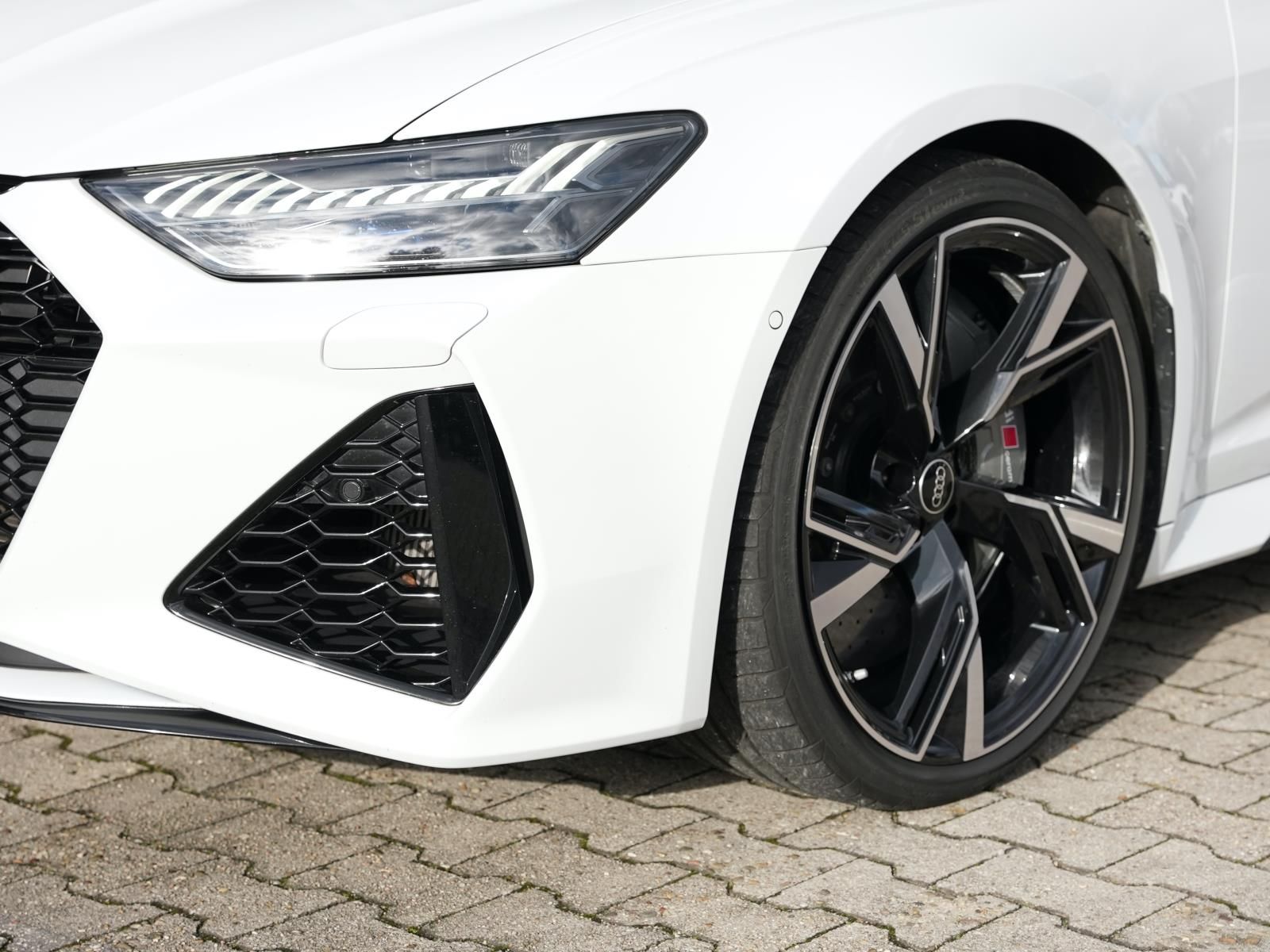 Audi RS6 Avant quattro Sportabgas Standheizung FLA HU